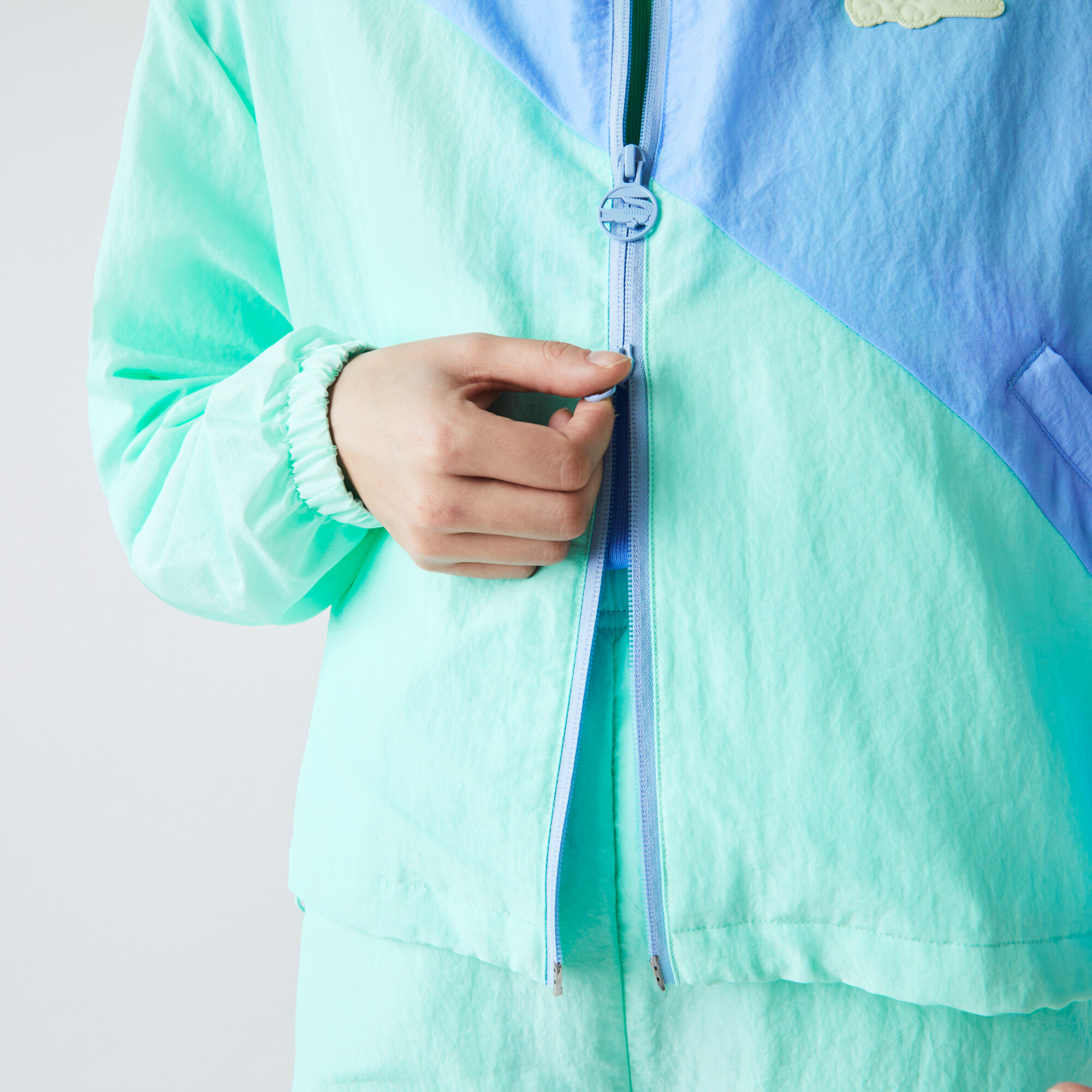 Women’s Lacoste LIVE Bicolour Zip Windbreaker Women’s Lacoste LIVE Bicolour Zip Windbreaker