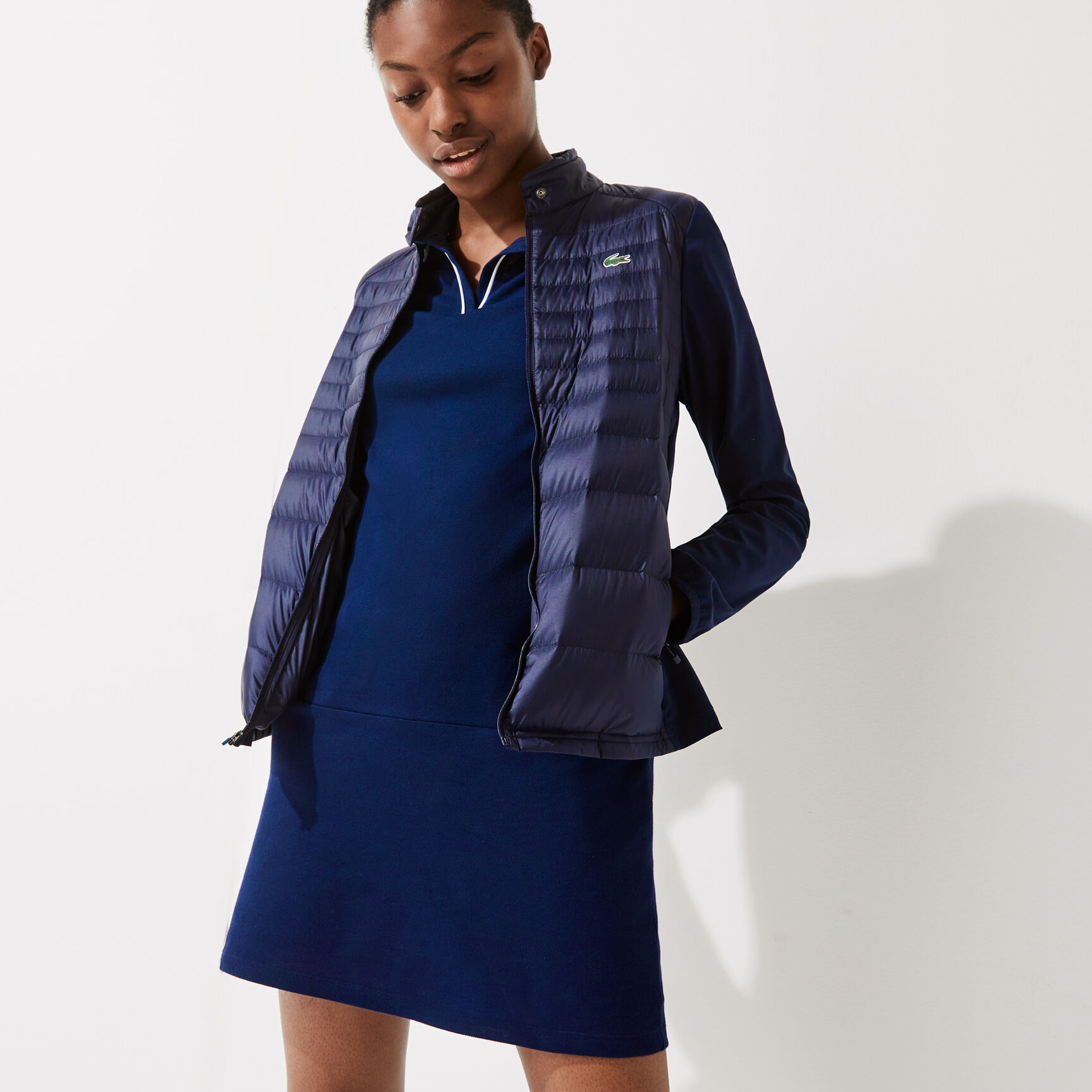 جاكيت جولف معالج ببطانة زغب للنساء مجموعة Lacoste SPORT جاكيت جولف معالج ببطانة زغب للنساء مجموعة Lacoste SPORT