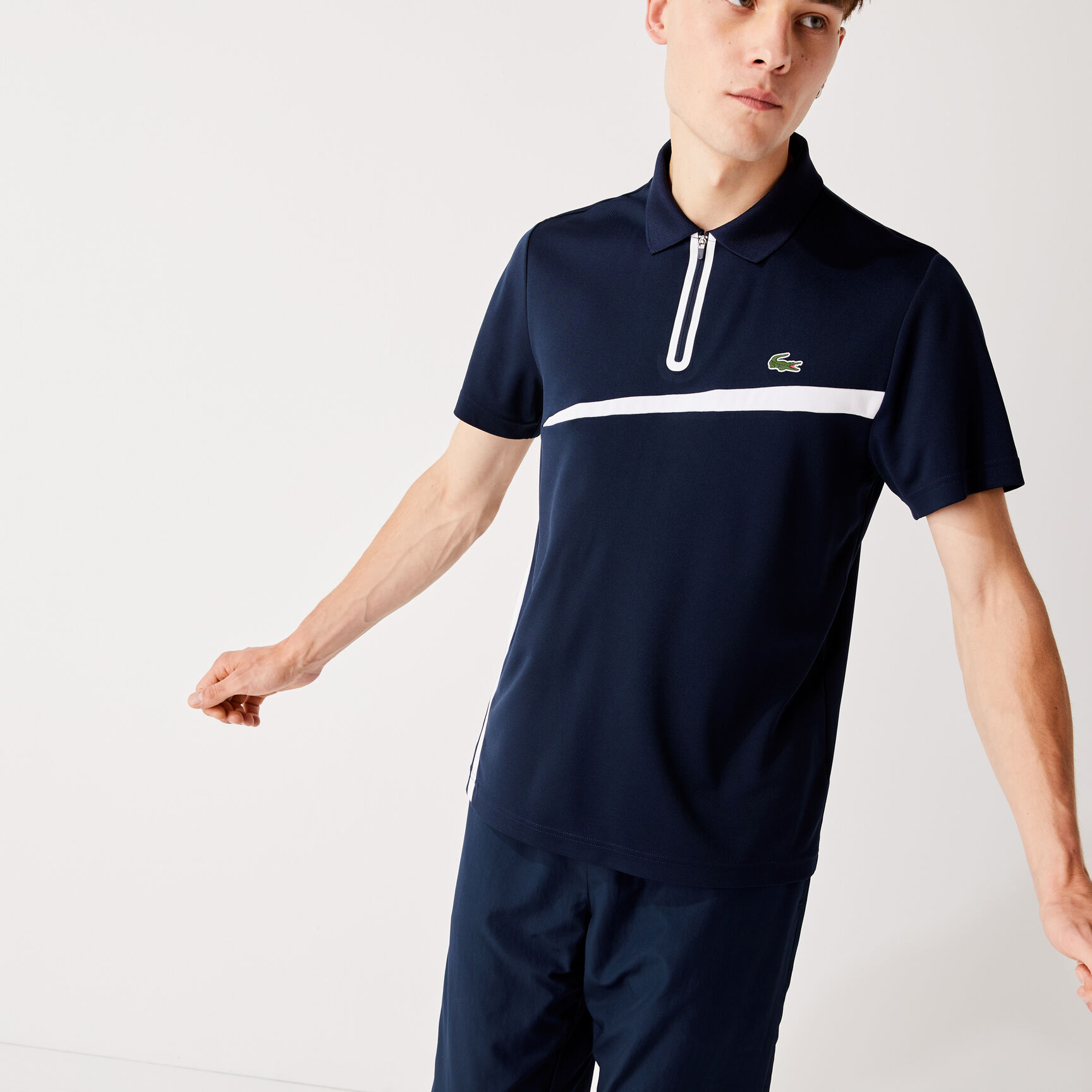 قميص بولو للتنس من البيكيه المسامي مع أجزاء مستطيلية مجموعة Lacoste SPORT للرجال قميص بولو للتنس من البيكيه المسامي مع أجزاء مستطيلية مجموعة Lacoste SPORT للرجال