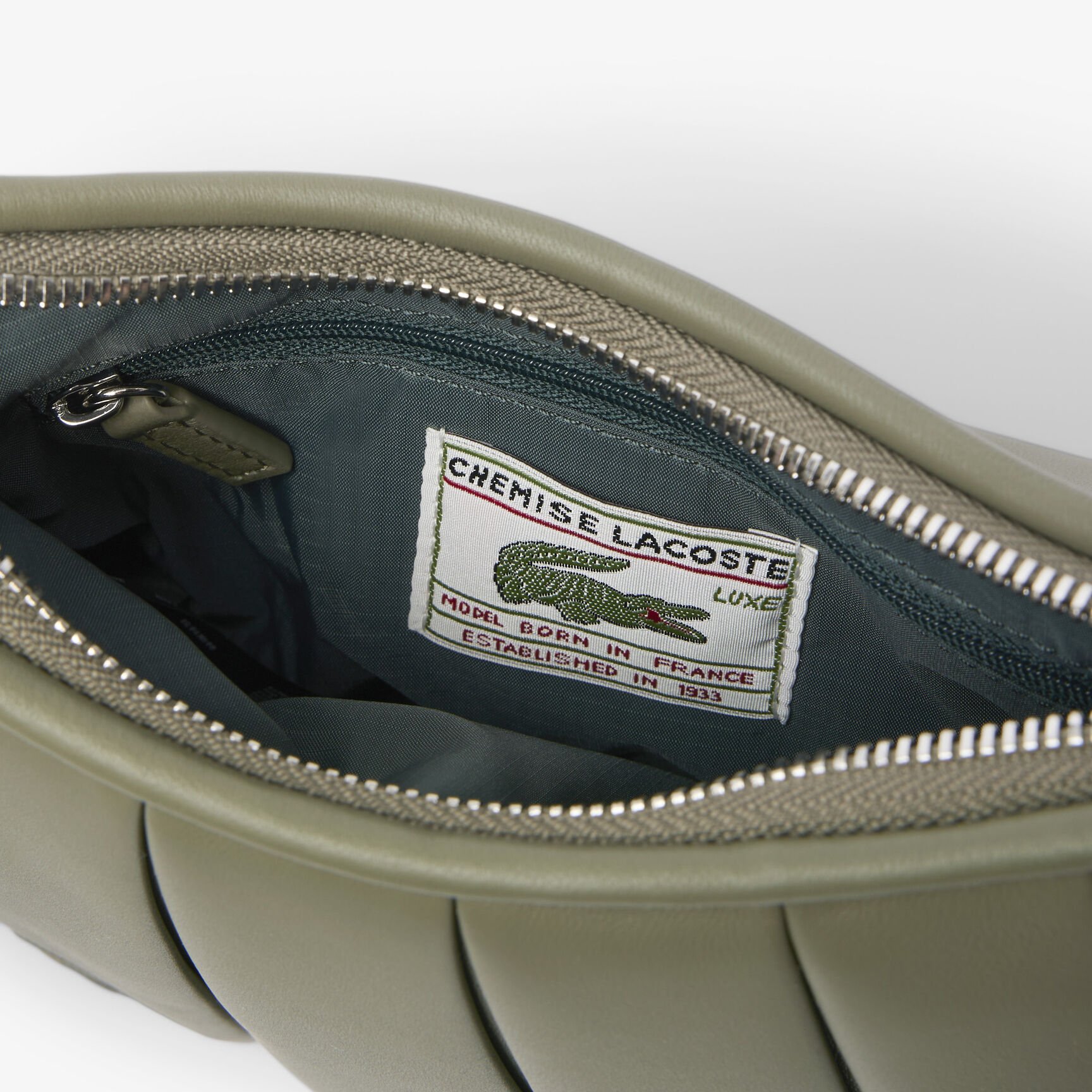 حقيبة لينجلين جلدية صغيرة حقيبة لينجلين جلدية صغيرة