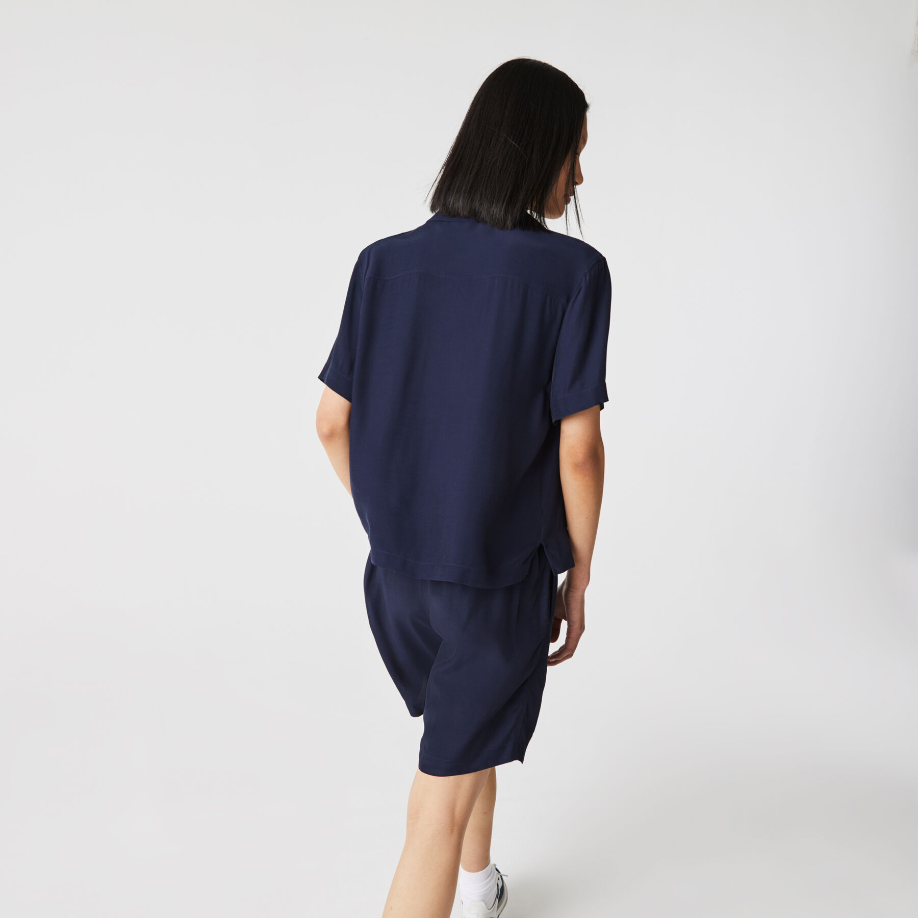 lacoste women s hawaiian fit lightweight shirt