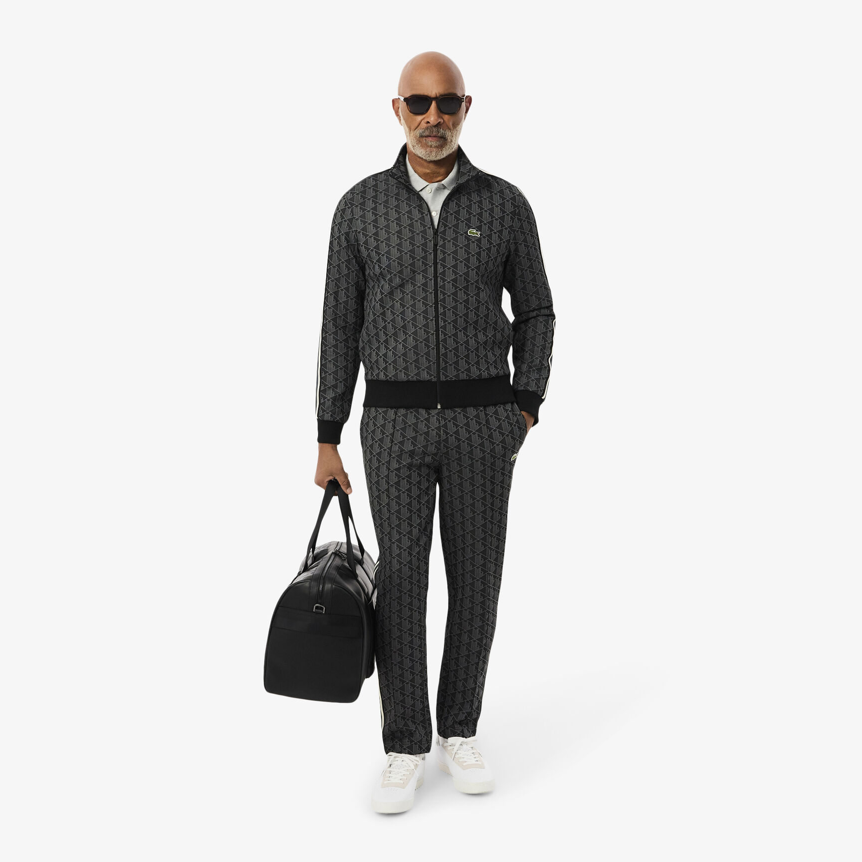 بنطال رياضي بطبعة باريس مونوغرام