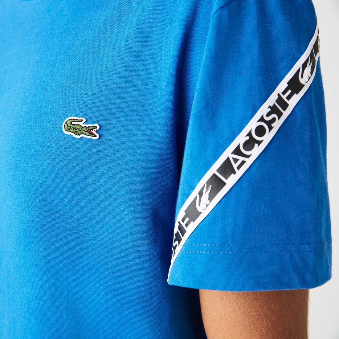 تيشيرت لاكوست بقصة عادية وأشرطة مطبوعة للرجال تيشيرت لاكوست بقصة عادية وأشرطة مطبوعة للرجال