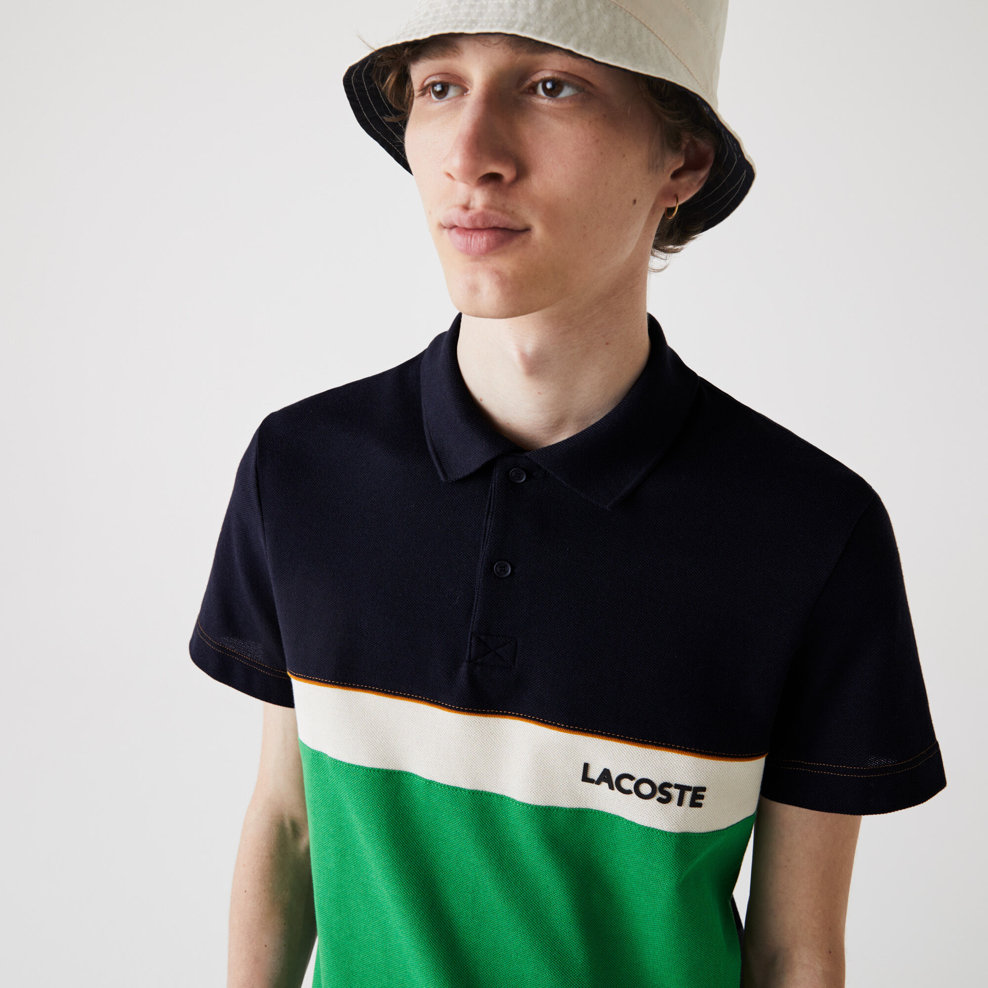 Men’s Lacoste Regular Fit Colourblock Cotton Piqué Polo Shirt Men’s Lacoste Regular Fit Colourblock Cotton Piqué Polo Shirt