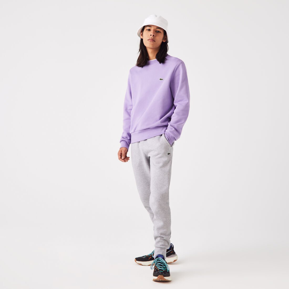 بنطال رياضي بقصة ضيقة بنطال رياضي بقصة ضيقة