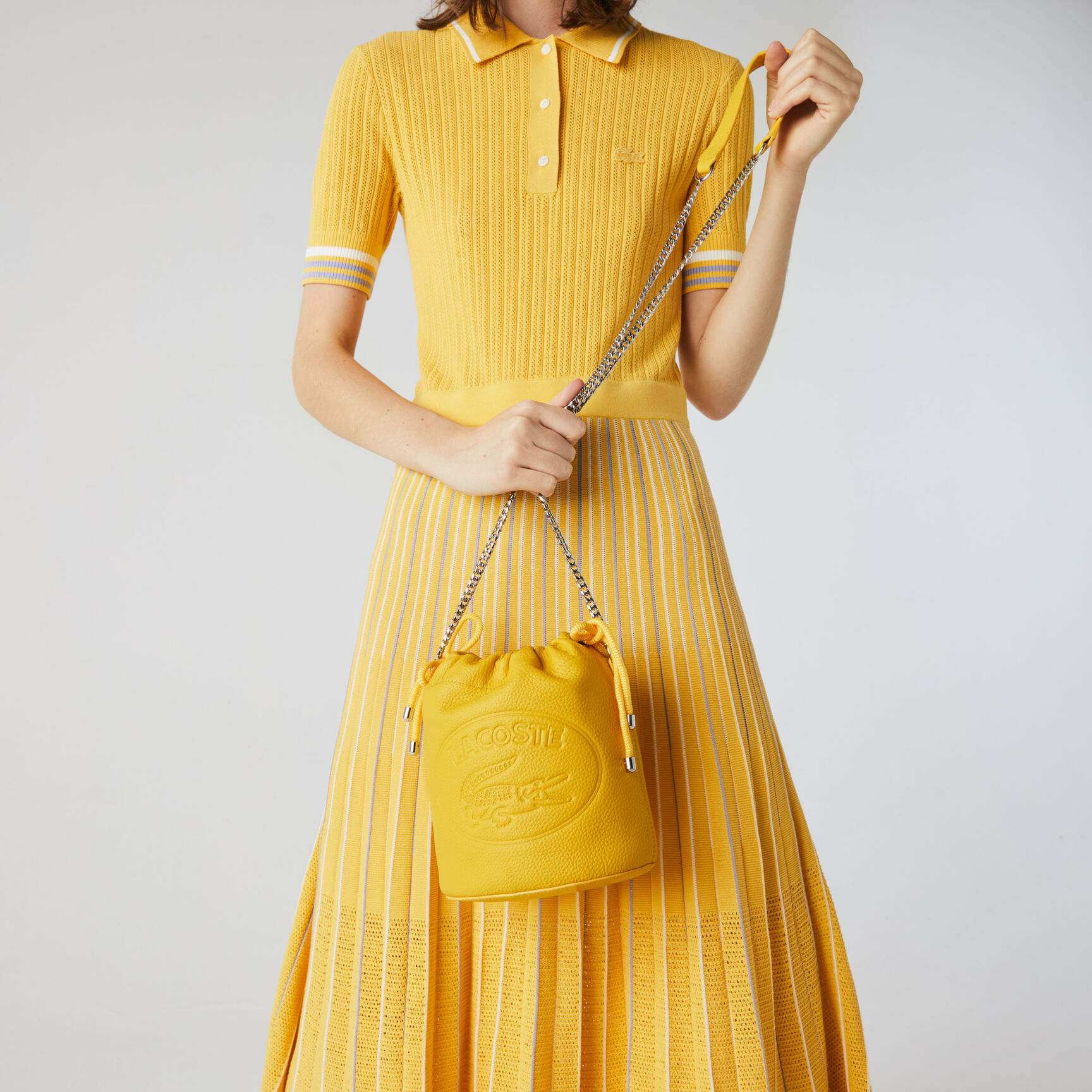 حقيبة بوكيت من الجلد المحبب مجموعة Croco Crew للنساء حقيبة بوكيت من الجلد المحبب مجموعة Croco Crew للنساء