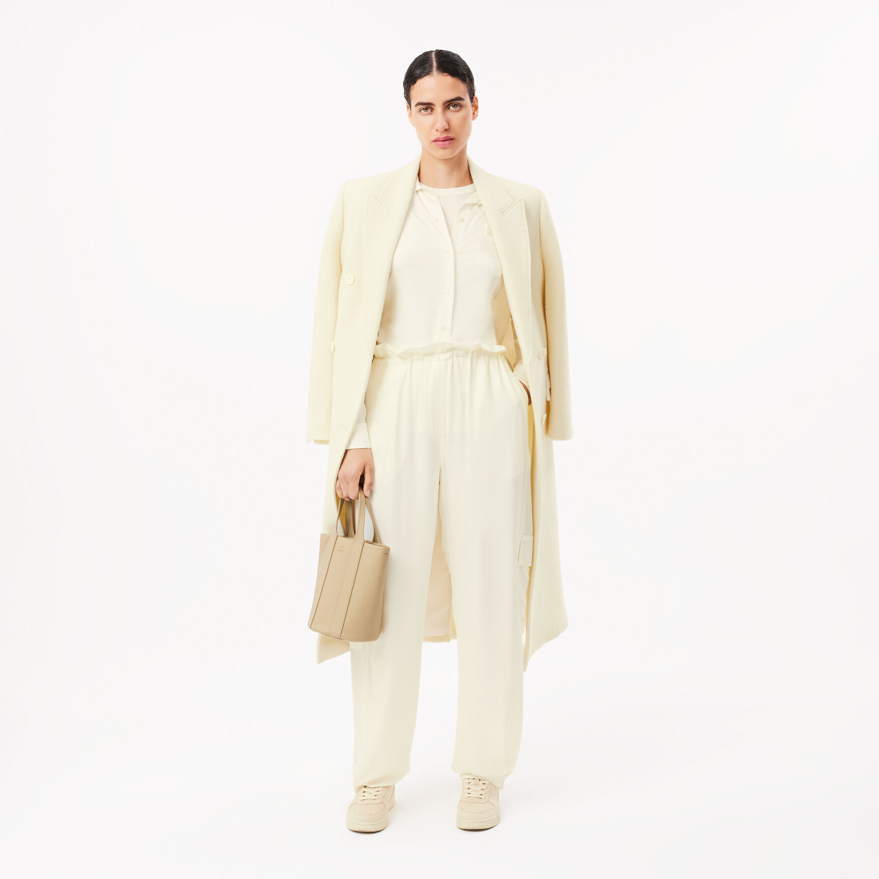 قميص بياقة مضلعة قميص بياقة مضلعة