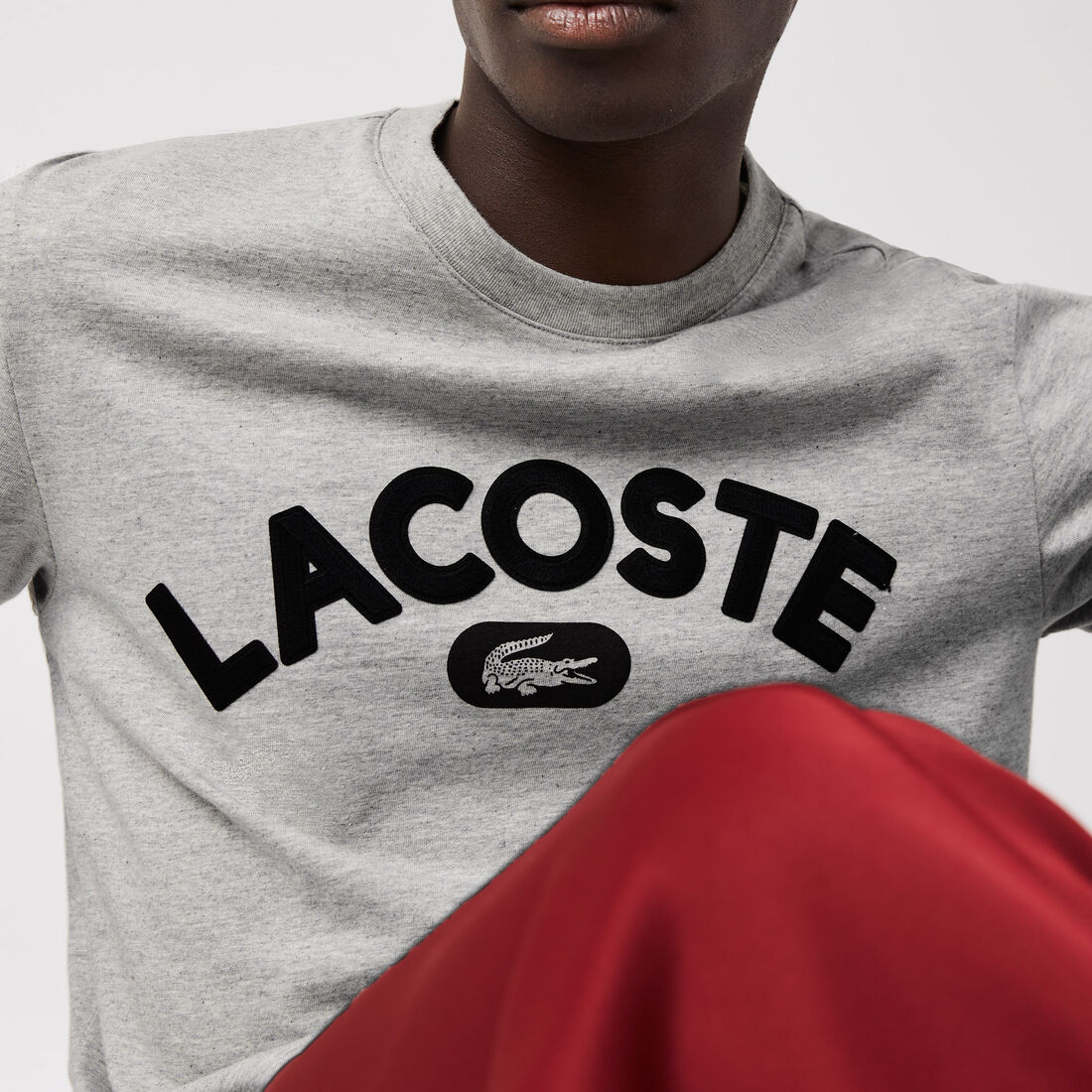 تيشيرت قطني فاخر بشعار مطبوع للرجال تيشيرت قطني فاخر بشعار مطبوع للرجال