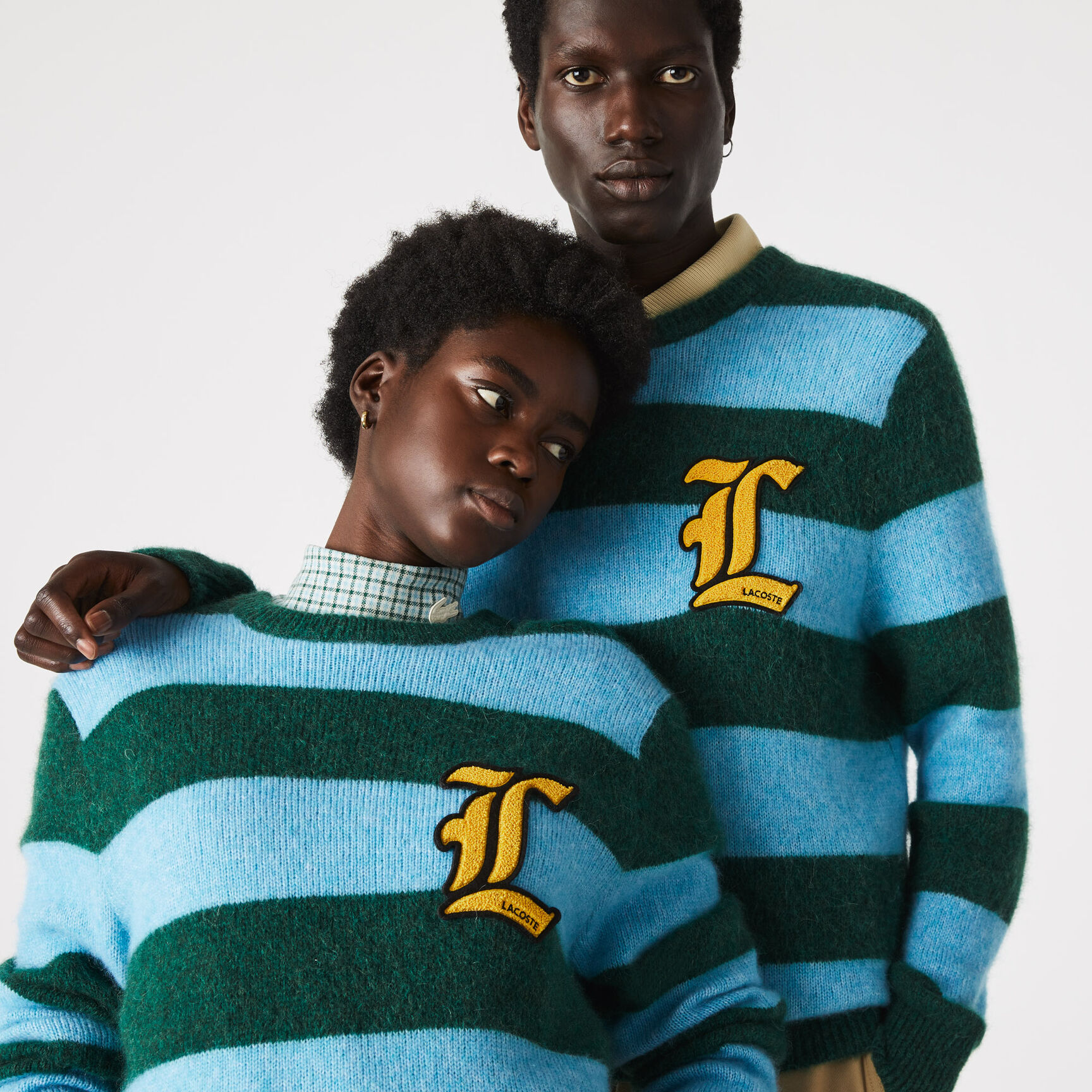 سترة من مزيج الصوف المخططة للجنسين من مجموعة Lacoste L!VE سترة من مزيج الصوف المخططة للجنسين من مجموعة Lacoste L!VE