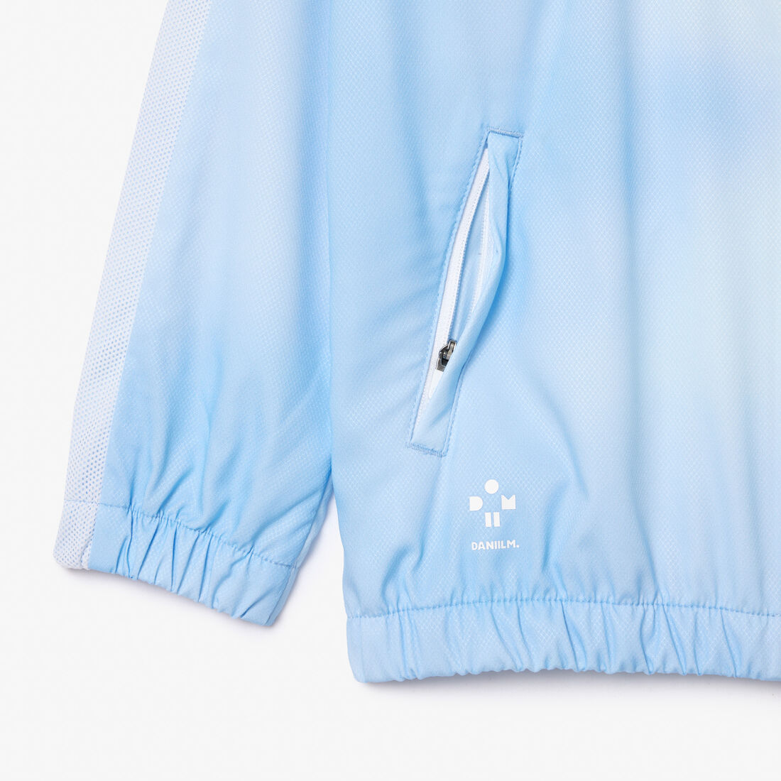 بدلة رياضية من لاكوست تنس × دانييل ميدفيديف بدلة رياضية من لاكوست تنس × دانييل ميدفيديف