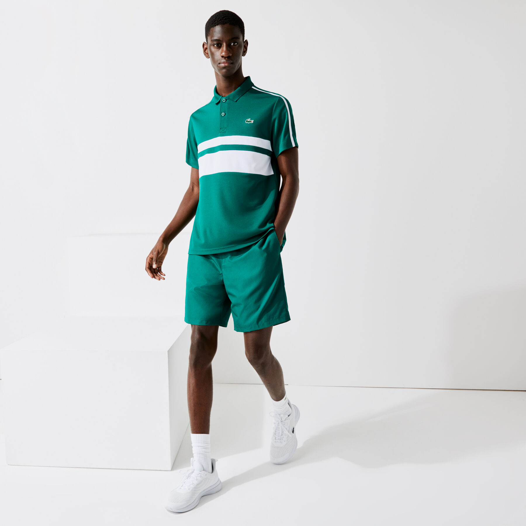 قميص بولو للتنس للرجال من البيكيه المسامي المقاوم مجموعة Lacoste SPORT لاكوست قميص بولو للتنس للرجال من البيكيه المسامي المقاوم مجموعة lacoste sport