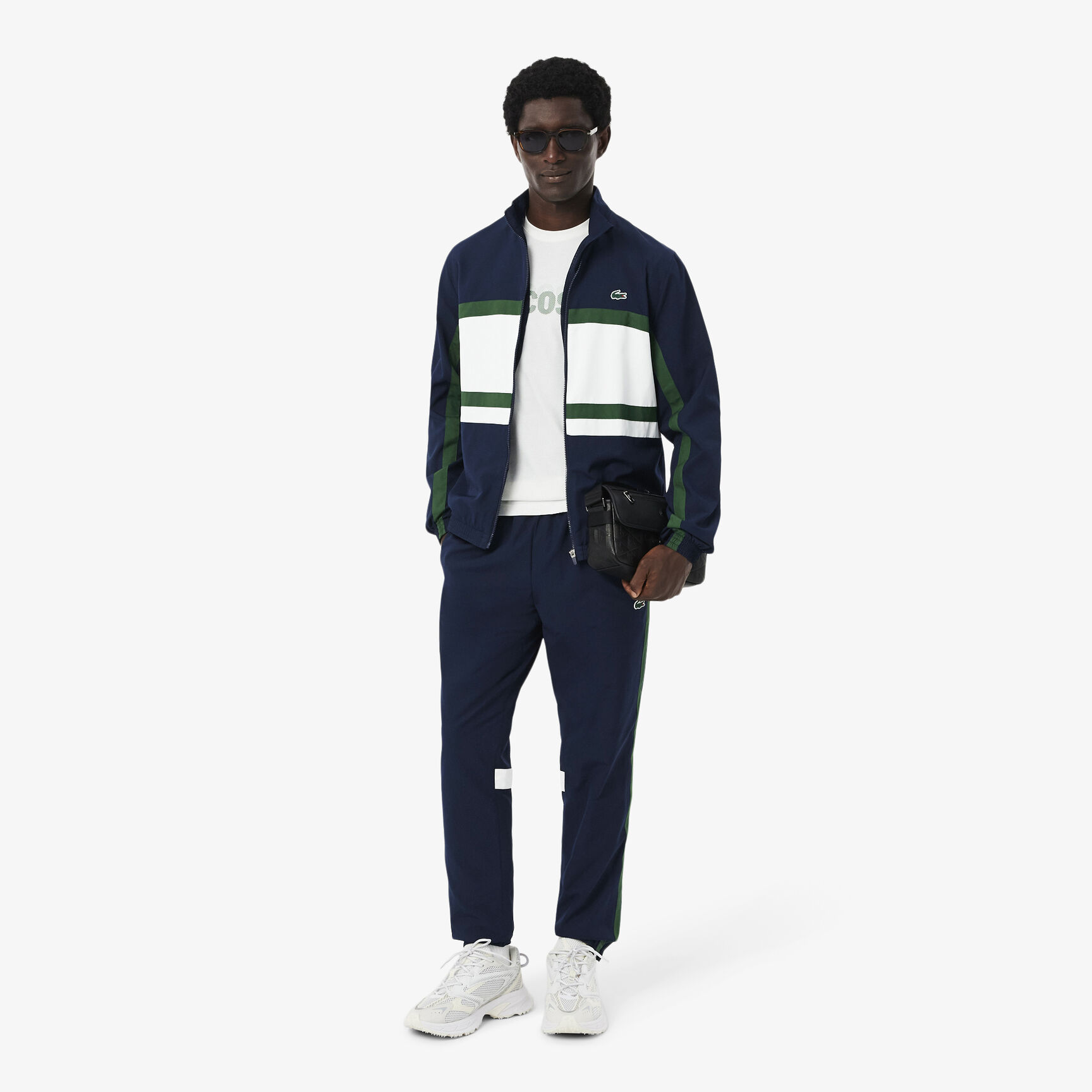 طقم رياضي مطبوع