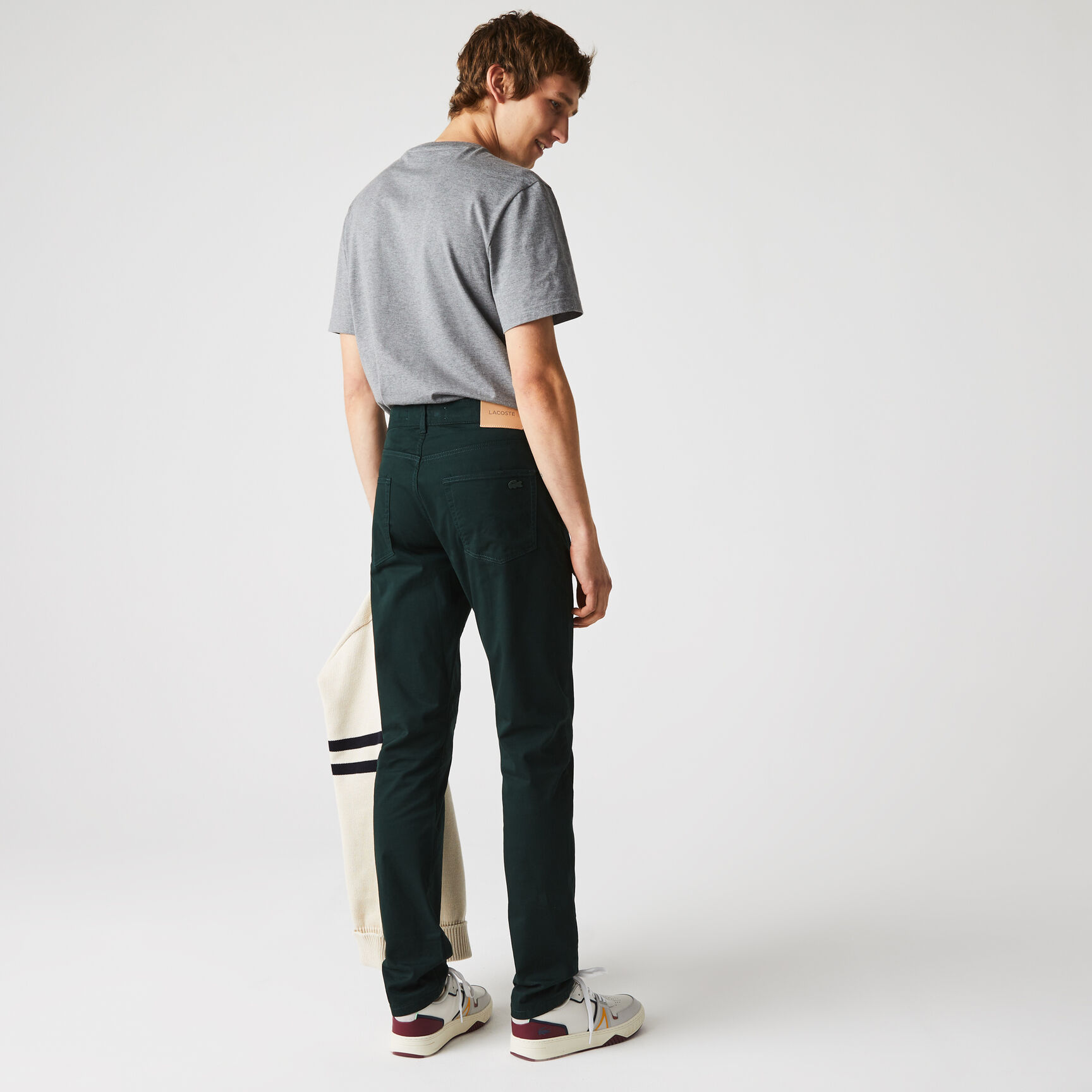 بنطال من القطن المرن بقصة ضيقة 5 جيوب للرجال بنطال من القطن المرن بقصة ضيقة 5 جيوب للرجال