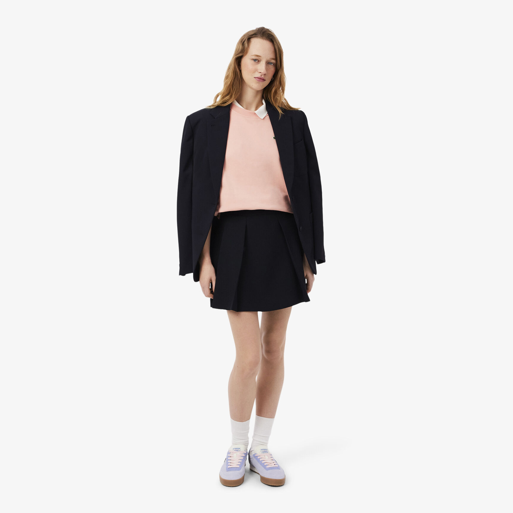 حذاء رياضي أورا نسائي من جلد الغزال حذاء رياضي أورا نسائي من جلد الغزال