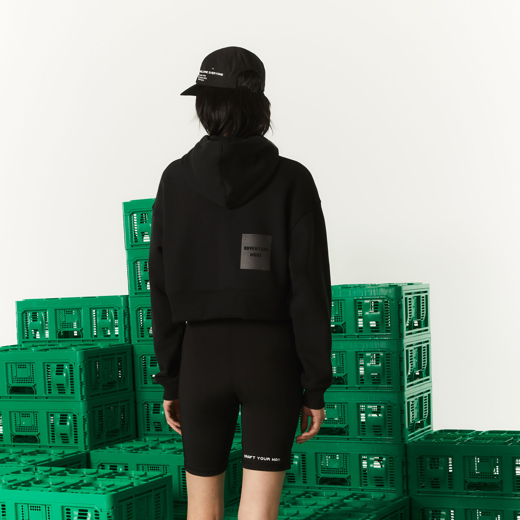 هودي صوف بقصة فضفاضة للنساء مجموعة Lacoste L!VE × Minecraft هودي صوف بقصة فضفاضة للنساء مجموعة Lacoste L!VE × Minecraft