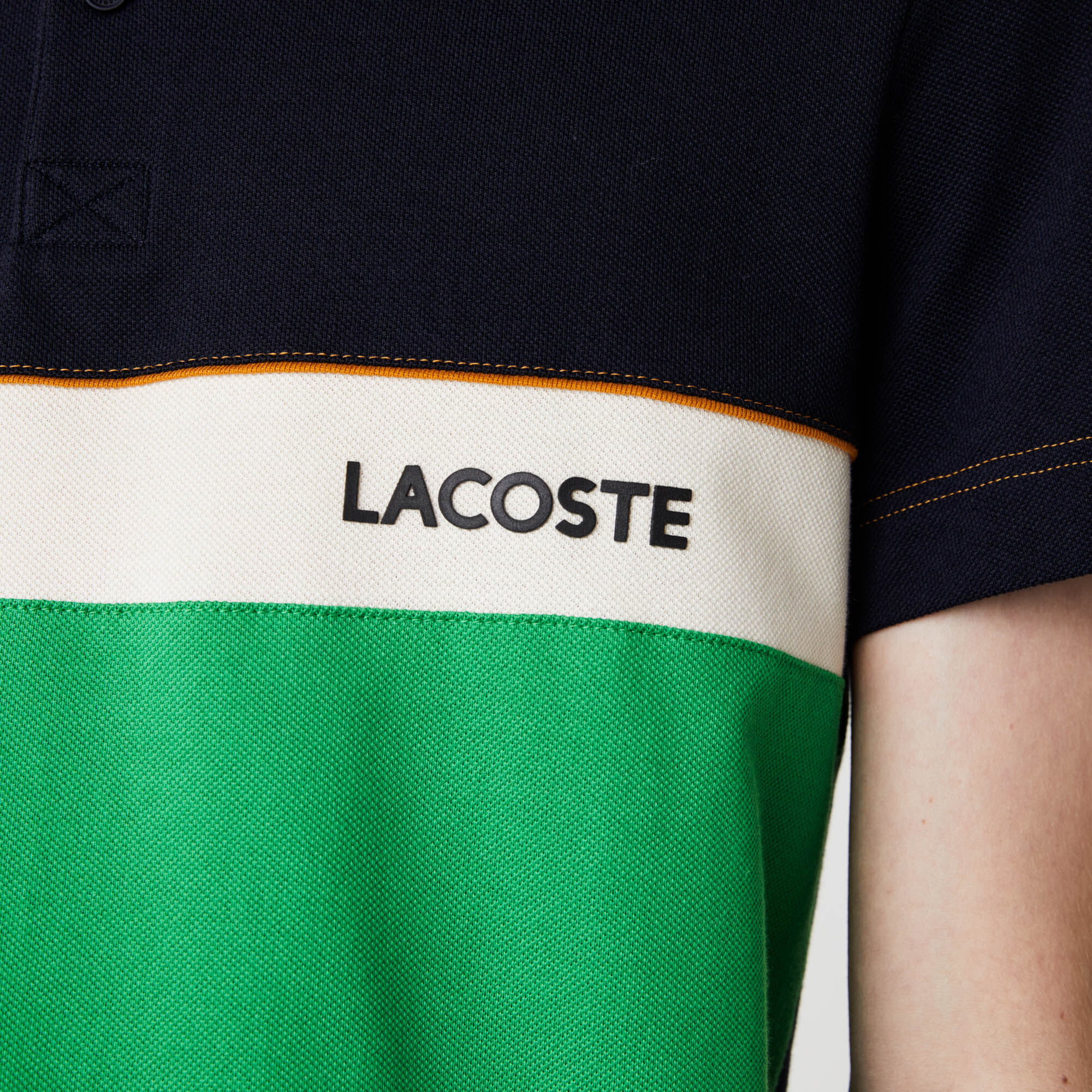 Men’s Lacoste Regular Fit Colourblock Cotton Piqué Polo Shirt Men’s Lacoste Regular Fit Colourblock Cotton Piqué Polo Shirt