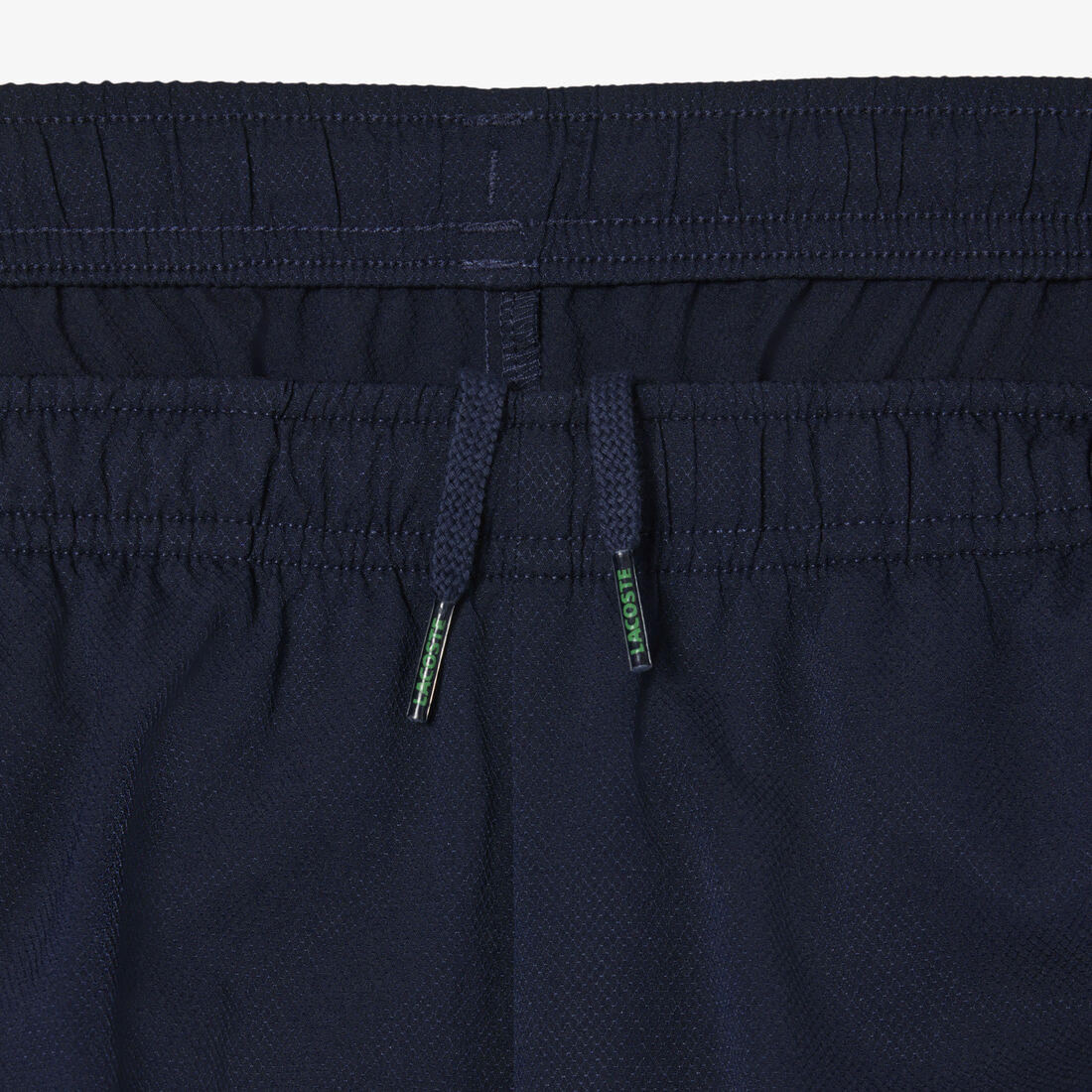 بدلة رياضية من لاكوست × دانييل ميدفيديف بدلة رياضية من لاكوست × دانييل ميدفيديف