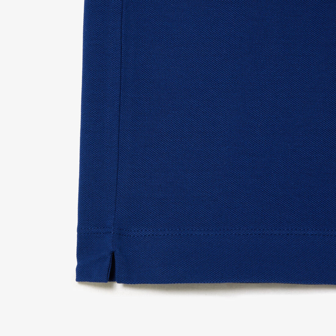 قميص بولو بيكيه باريسي بقصة عادية قميص بولو بيكيه باريسي بقصة عادية