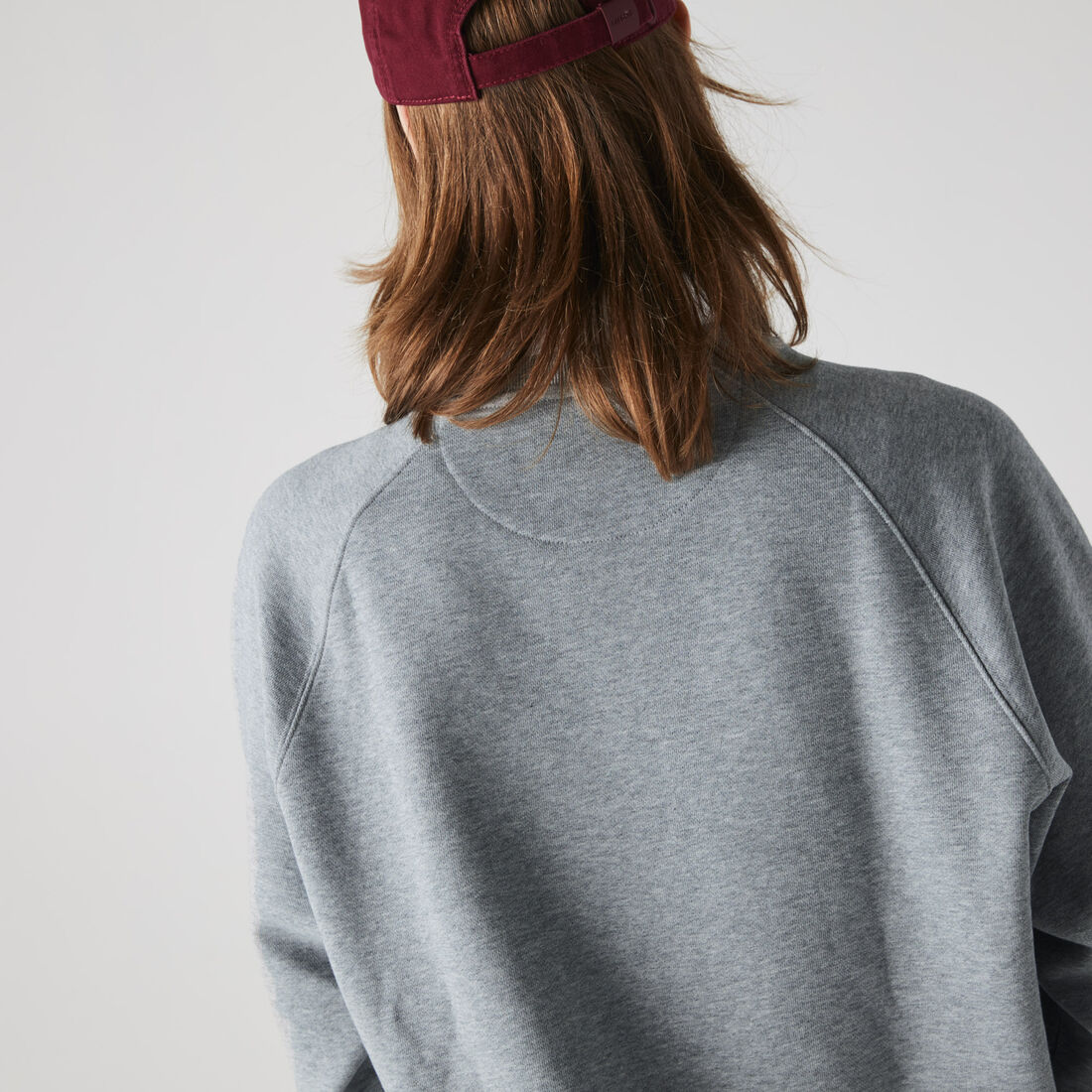 سويت شيرت القطن الصوفي الخفيف للنساء بفتحة رقبة مستديرة وطباعة فينتيج سويت شيرت القطن الصوفي الخفيف للنساء بفتحة رقبة مستديرة وطباعة فينتيج