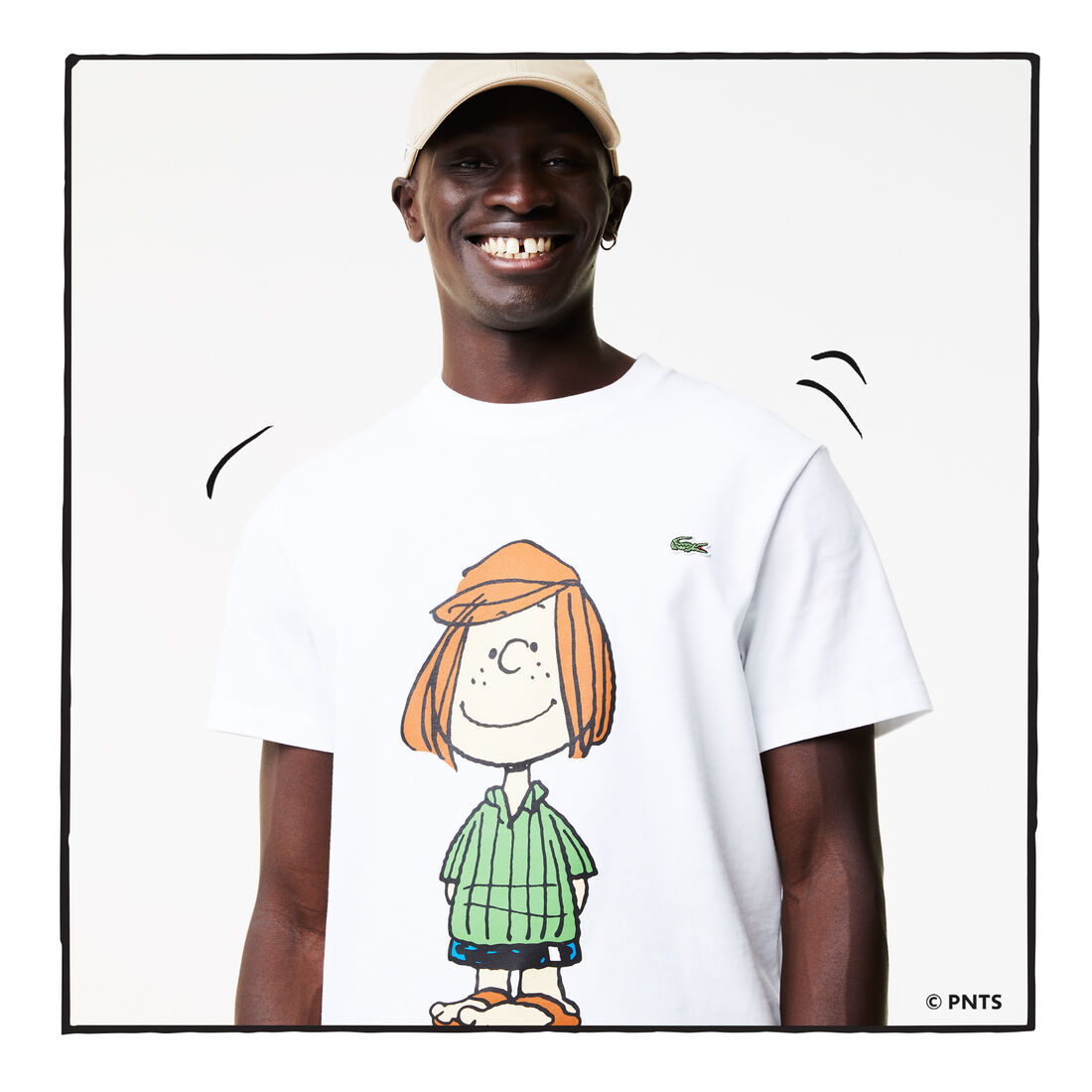 تيشيرت رجالي من القطن العضوي بياقة مستديرة من Lacoste x Peanuts تيشيرت رجالي من القطن العضوي بياقة مستديرة من Lacoste x Peanuts