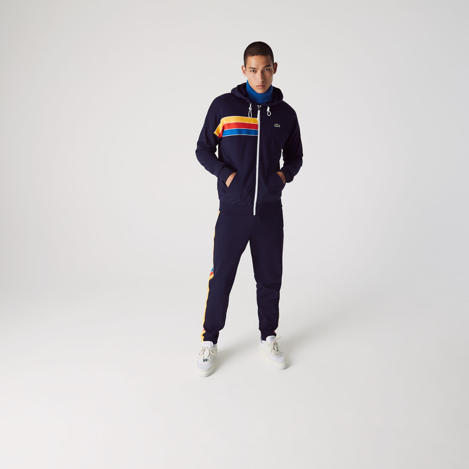 سويت شيرت صوف بسحاب مع غطاء رأس وكتل لونية من مجموعة Lacoste SPORT للرجال لاكوست سويت شيرت صوف بسحاب مع غطاء رأس وكتل لونية من مجموعة lacoste sport للرجال