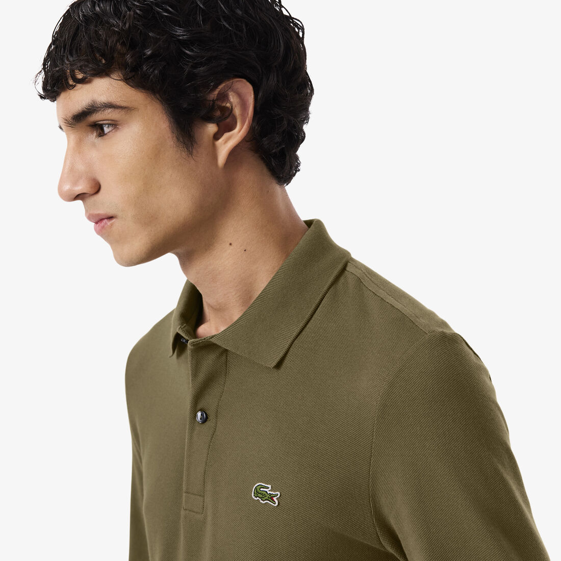 قميص بولو بقصّة ضيقة L.12.12 بأكمام طويلة قميص بولو بقصّة ضيقة L.12.12 بأكمام طويلة