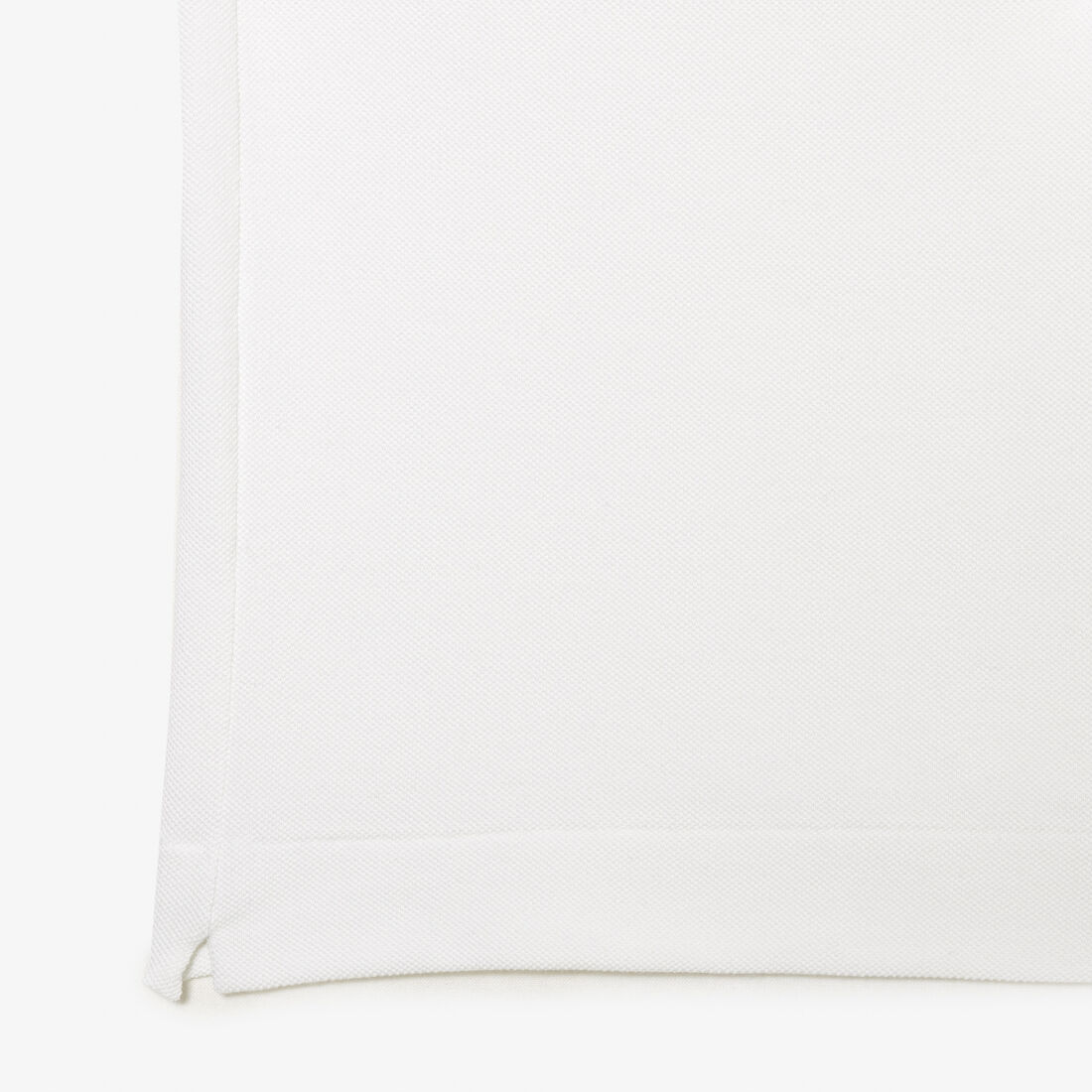 تي شيرت بولو بياقة بلون مغاير وقَصّة عادية من مجموعة سمارت باريس تي شيرت بولو بياقة بلون مغاير وقَصّة عادية من مجموعة سمارت باريس