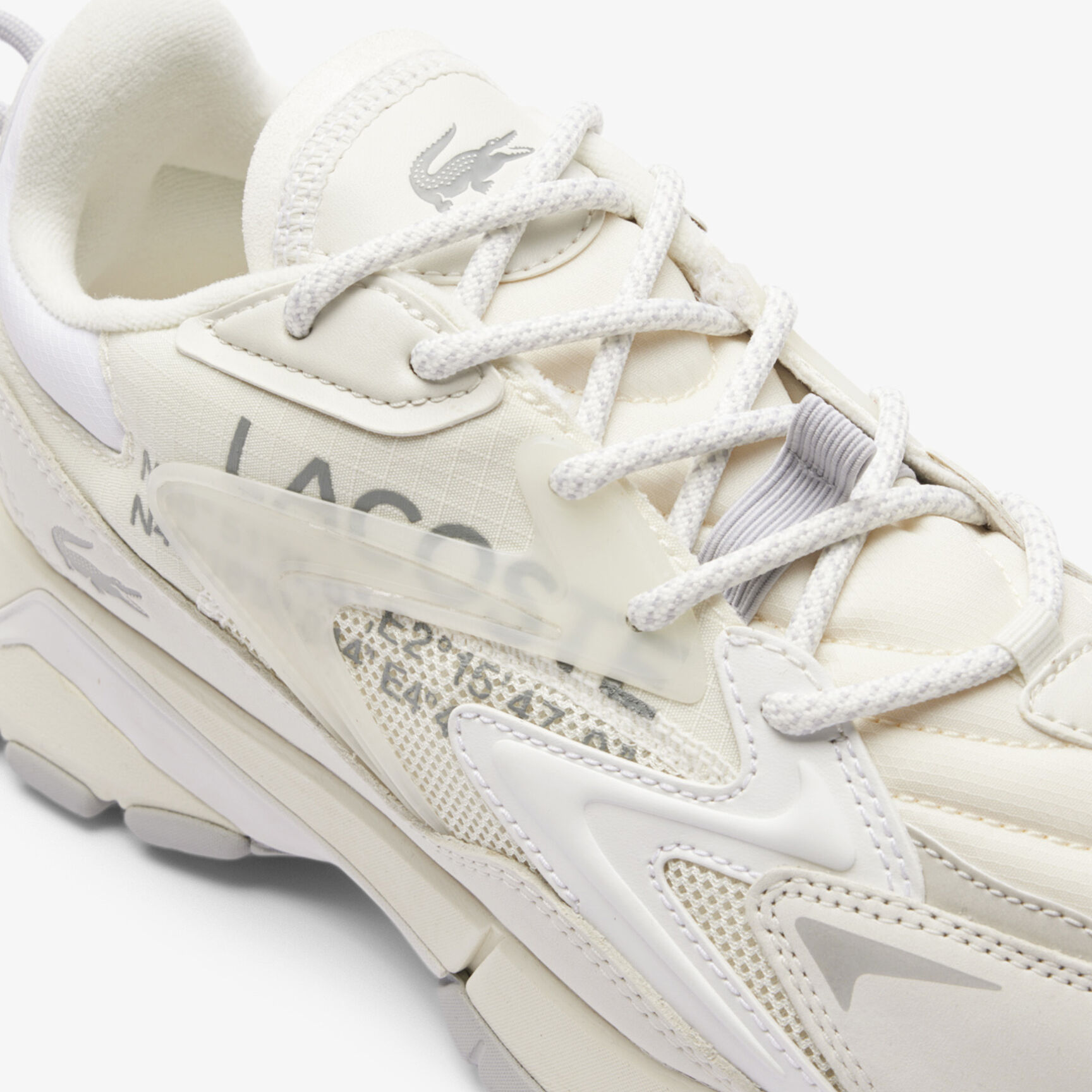 حذاء رياضي L003 نيو تيك للنساء