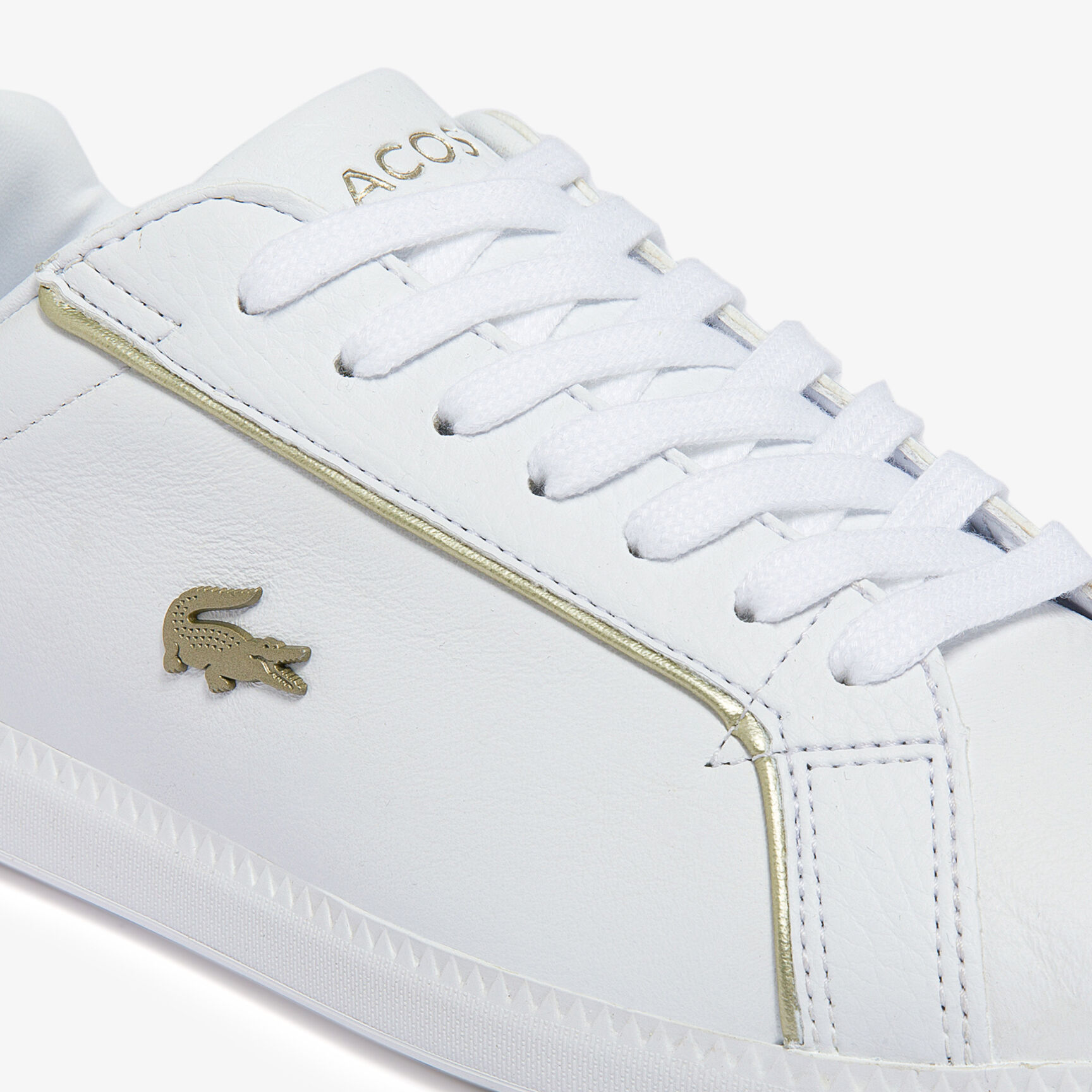 سنيكرز جراديوت جلد بأجزاء لامعة للنساء سنيكرز جراديوت جلد بأجزاء لامعة للنساء