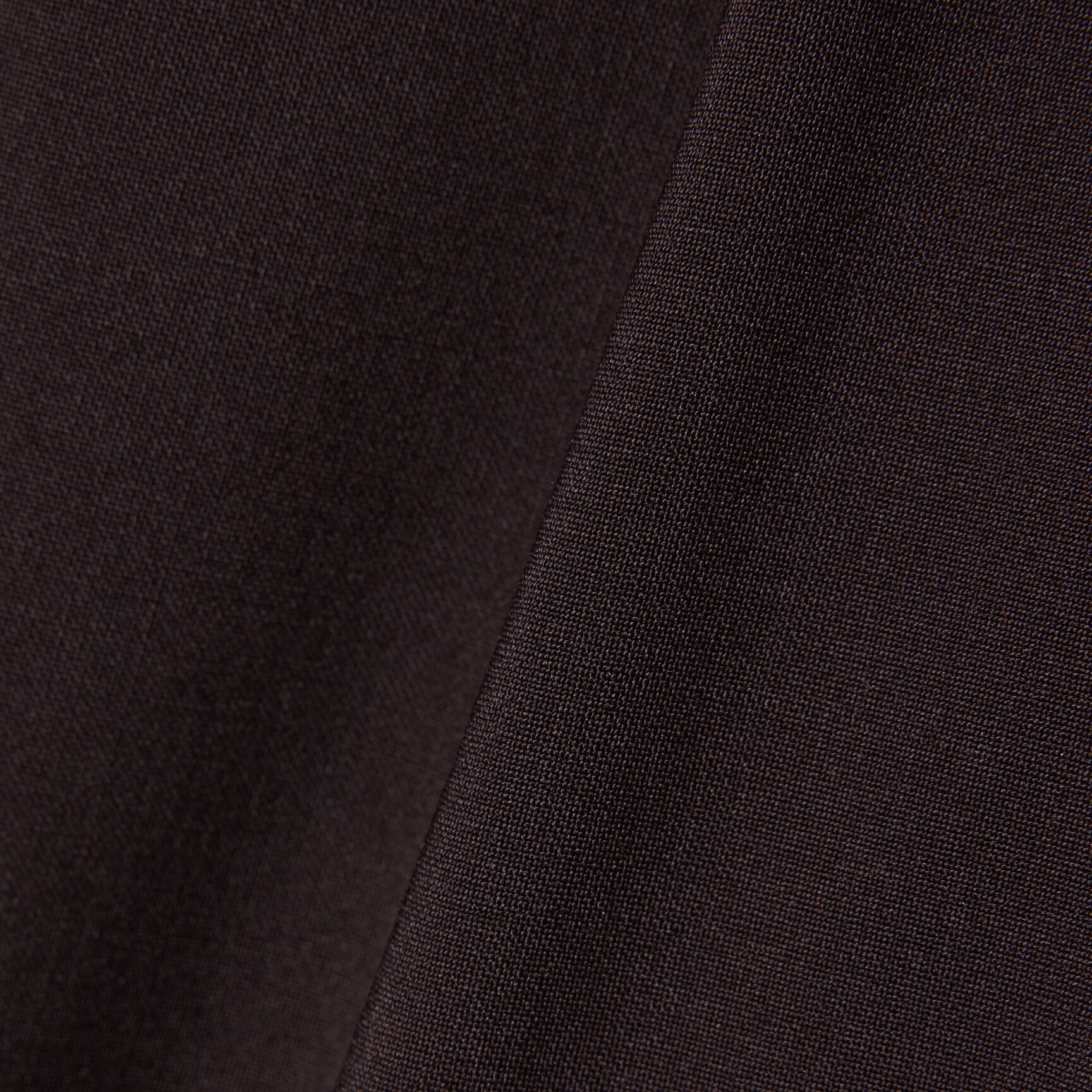 شورت برمودا واسع من مزيج الصوف بكسرات