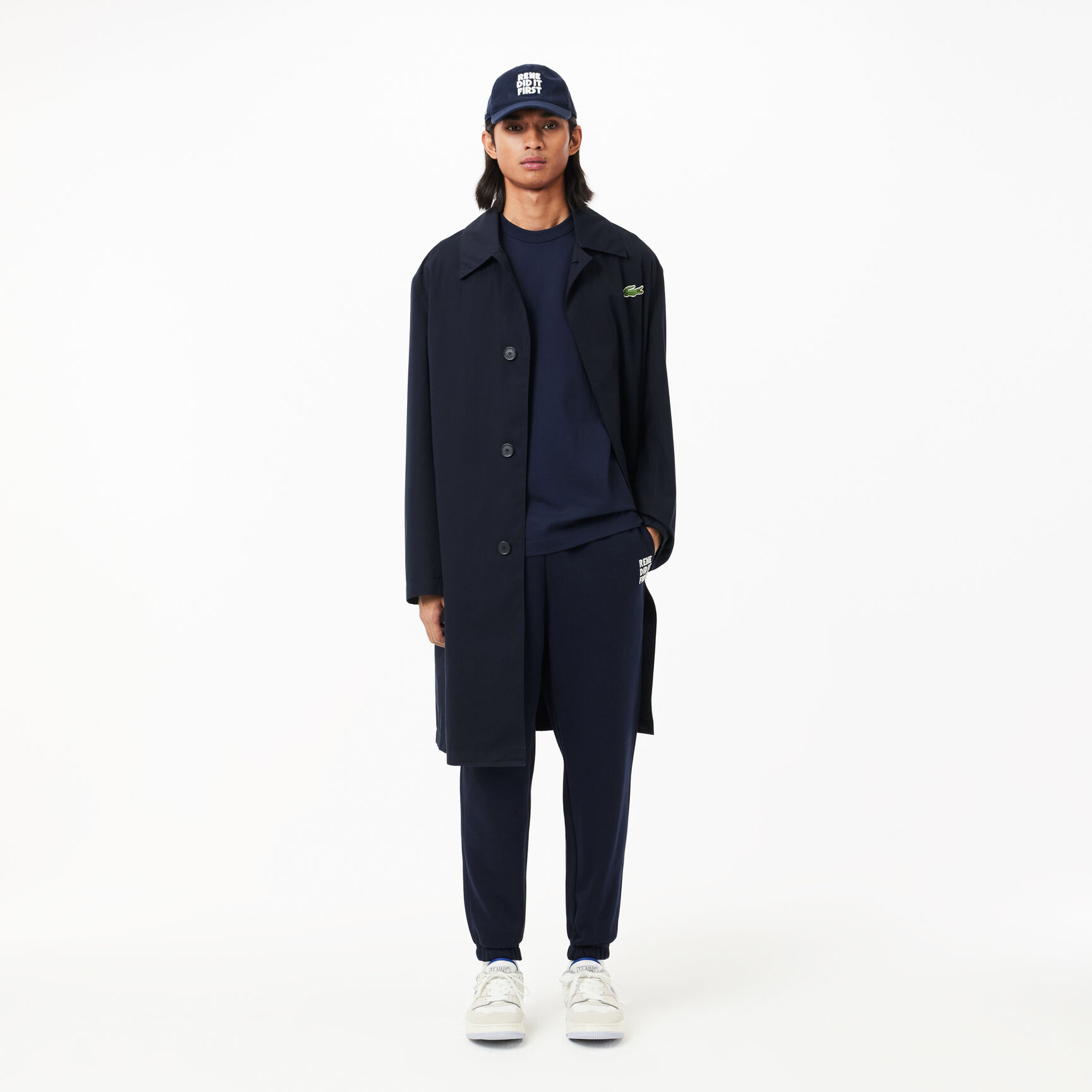 تيشيرت من قطن بيكيه بشعار خلفي تيشيرت من قطن بيكيه بشعار خلفي