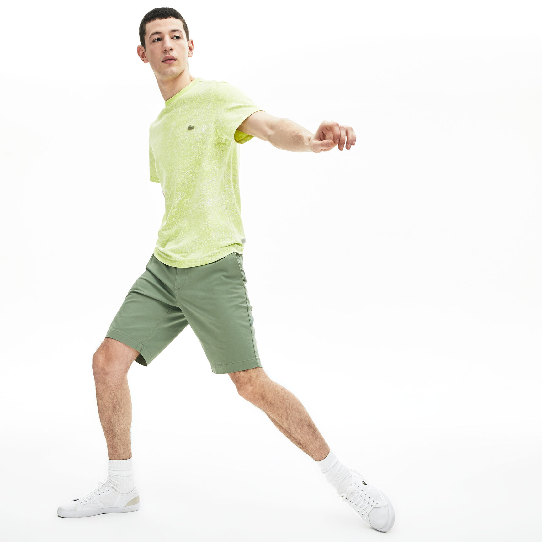 Men's Slim Fit Stretch Gabardine Bermuda Shorts Men's Slim Fit Stretch Gabardine Bermuda Shorts