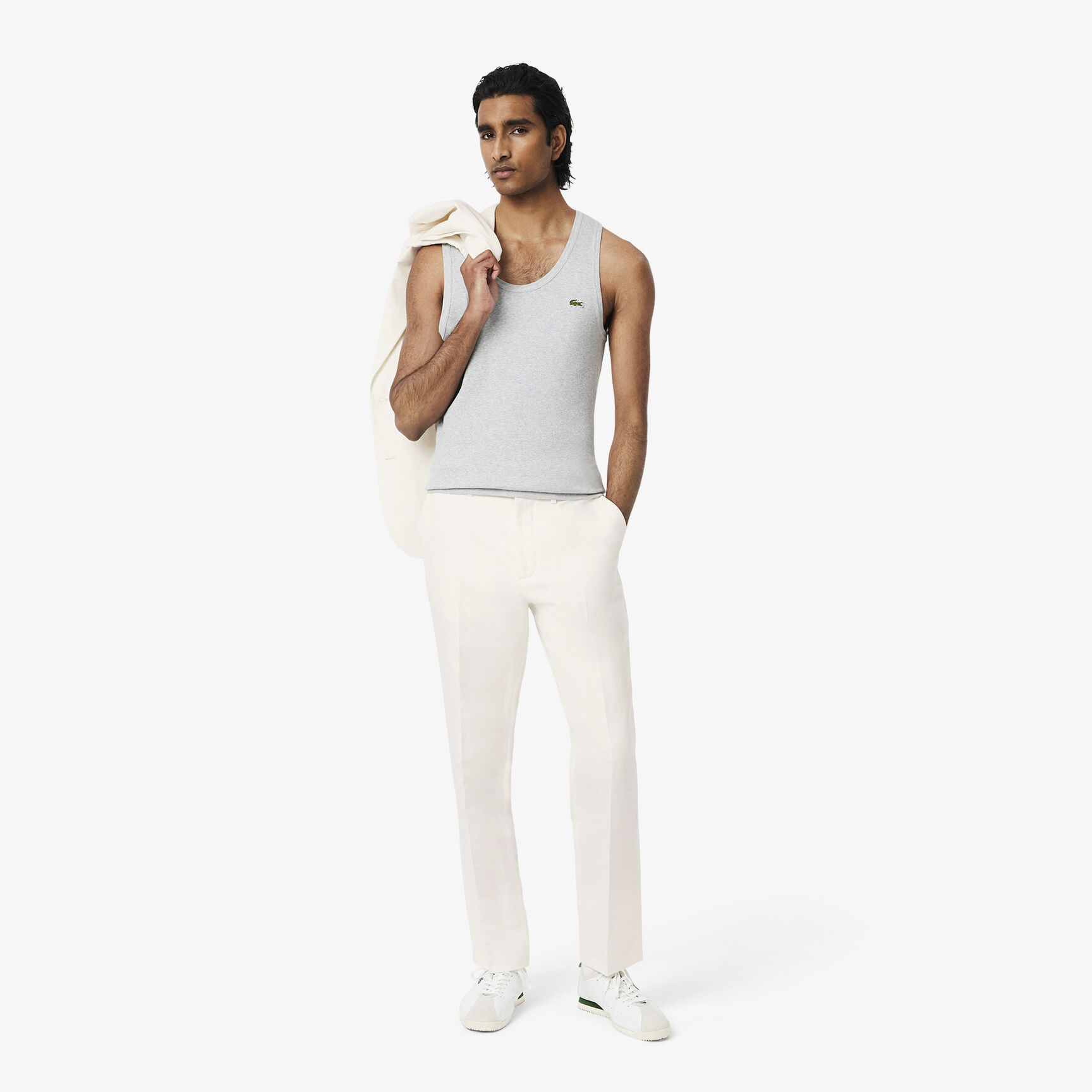 بنطلون بدلة من الكتان بقصّة عادية بنطلون بدلة من الكتان بقصّة عادية