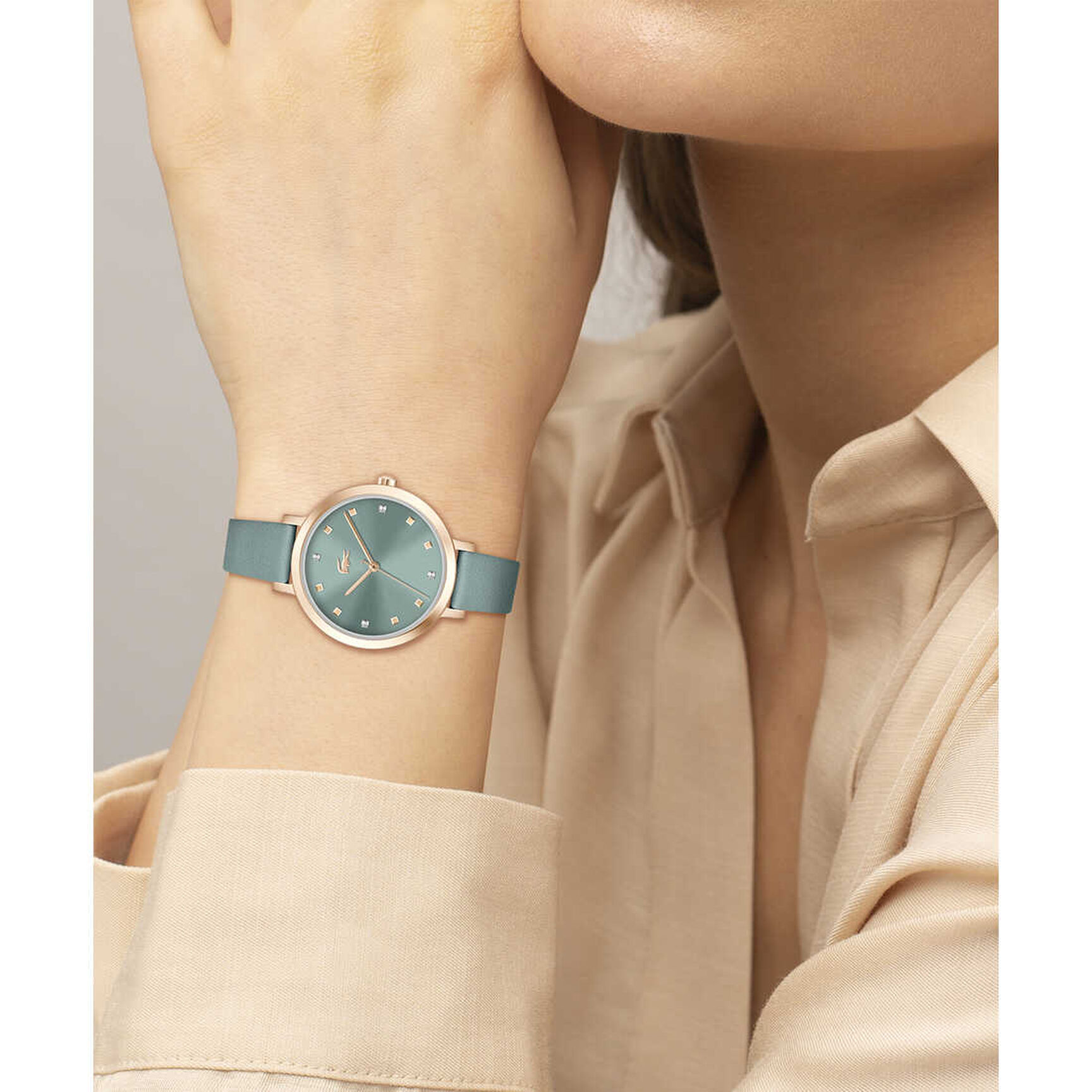 ساعة ريغا النسائية