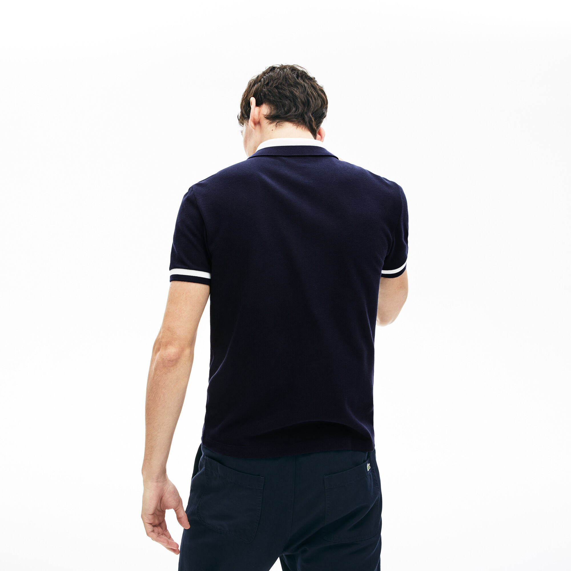 قميص بولو قطني بألوان متباينة من Lacoste للرجال قميص بولو قطني بألوان متباينة من Lacoste للرجال