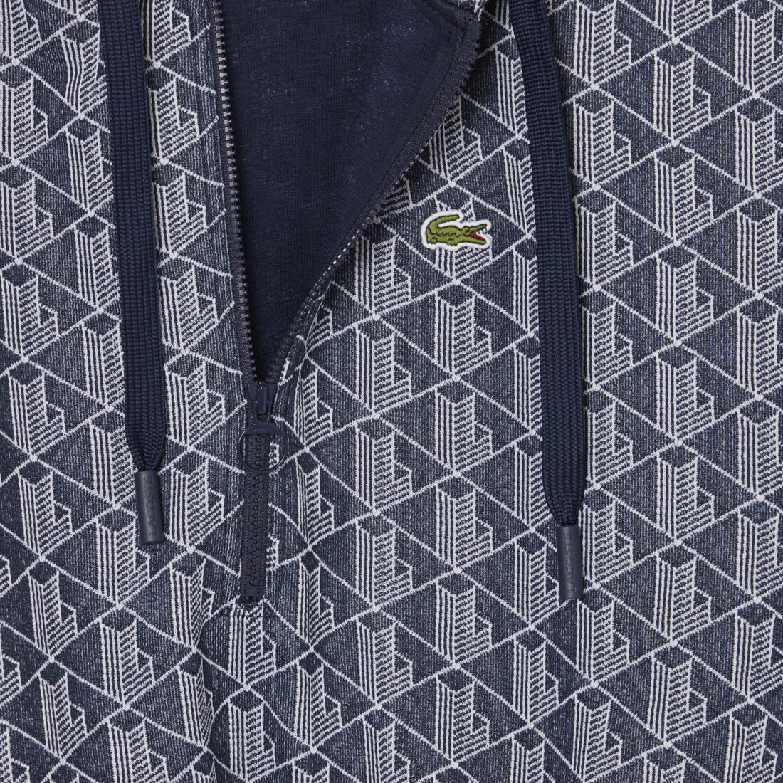 فستان هودي بطبعة مونوغرام من الجاكار فستان هودي بطبعة مونوغرام من الجاكار