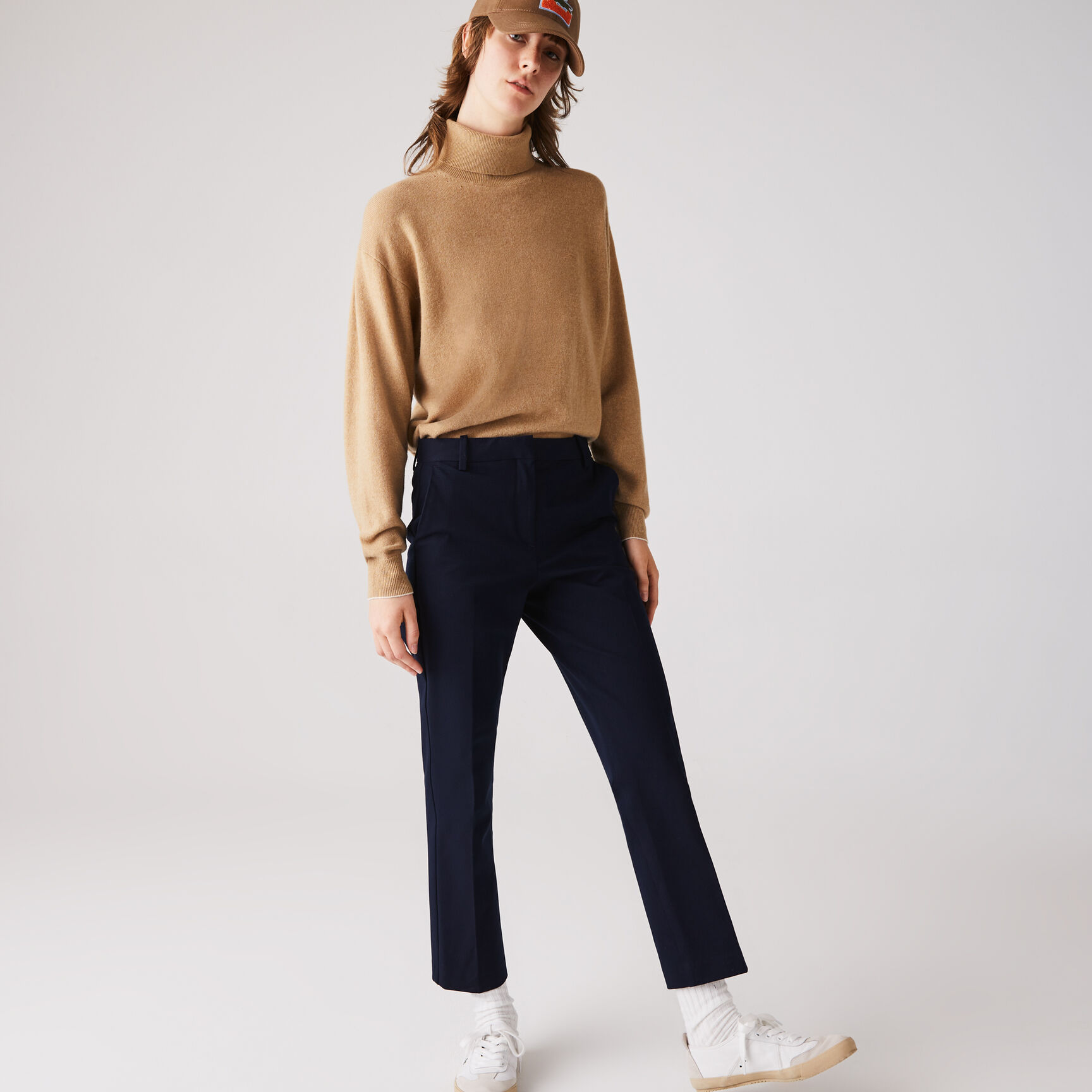 بنطال التشينو القطني المرن للنساء بنطال التشينو القطني المرن للنساء