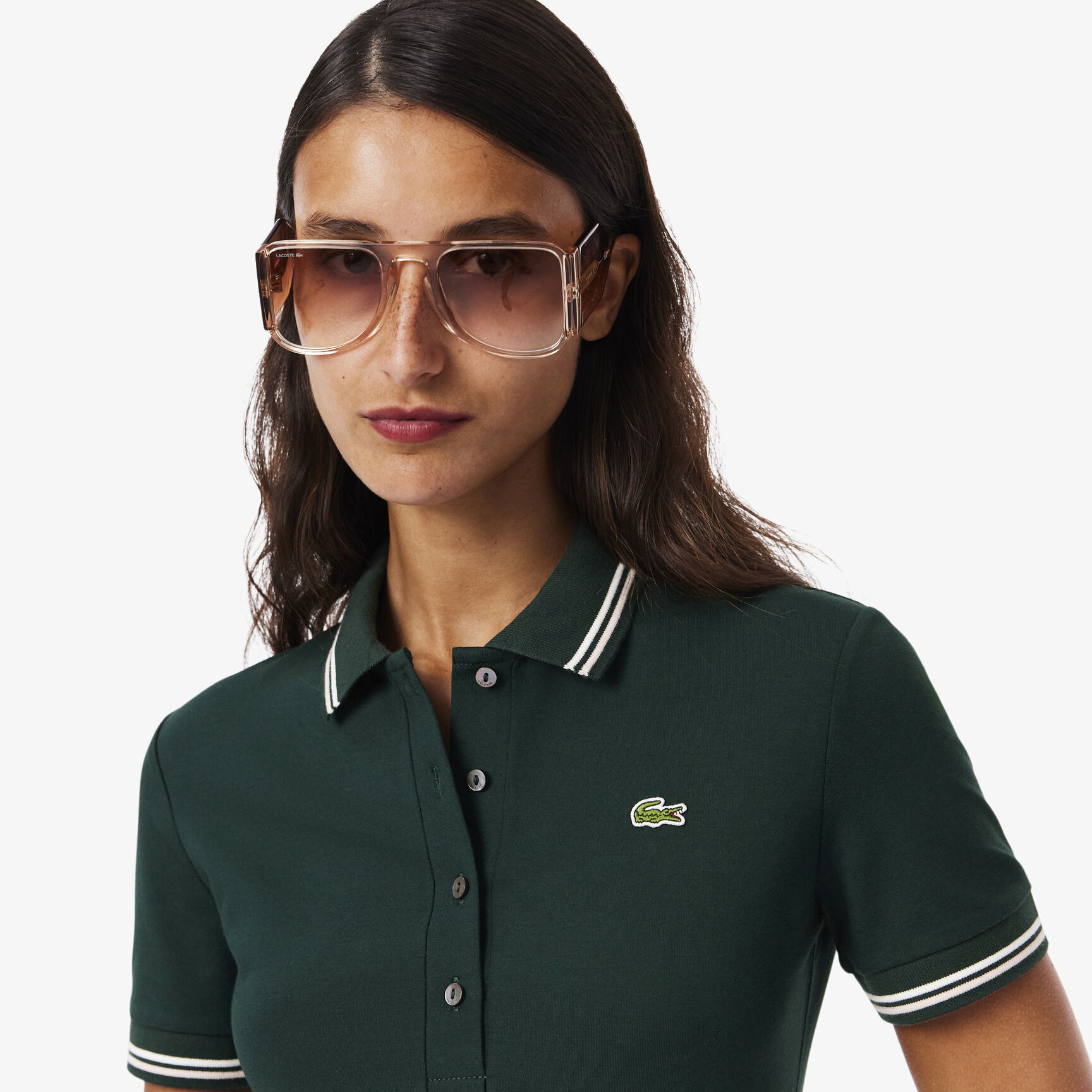 فستان سكيتر بياقة بولو مطاطية فستان سكيتر بياقة بولو مطاطية