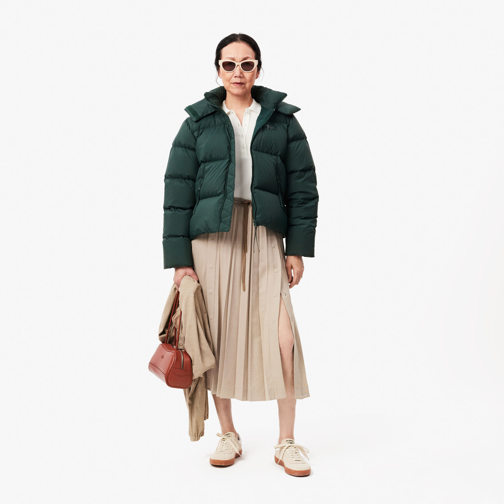 تنورة الفانيلا طويلة مطوي