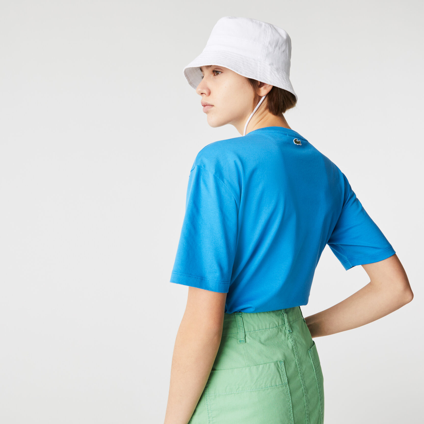 تي شيرت قطني للنساء بفتحة رقبة مستديرة وطباعة التمساح تي شيرت قطني للنساء بفتحة رقبة مستديرة وطباعة التمساح