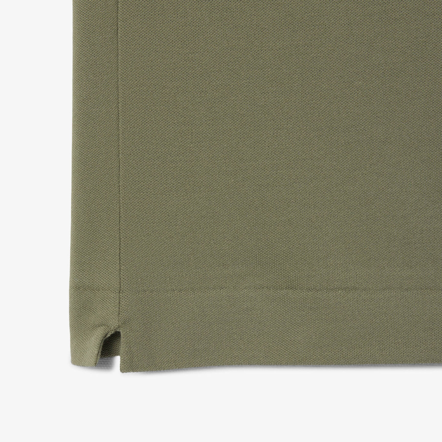 قميص بولو بيكيه خفيف بقصة كلاسيكية L.12.12