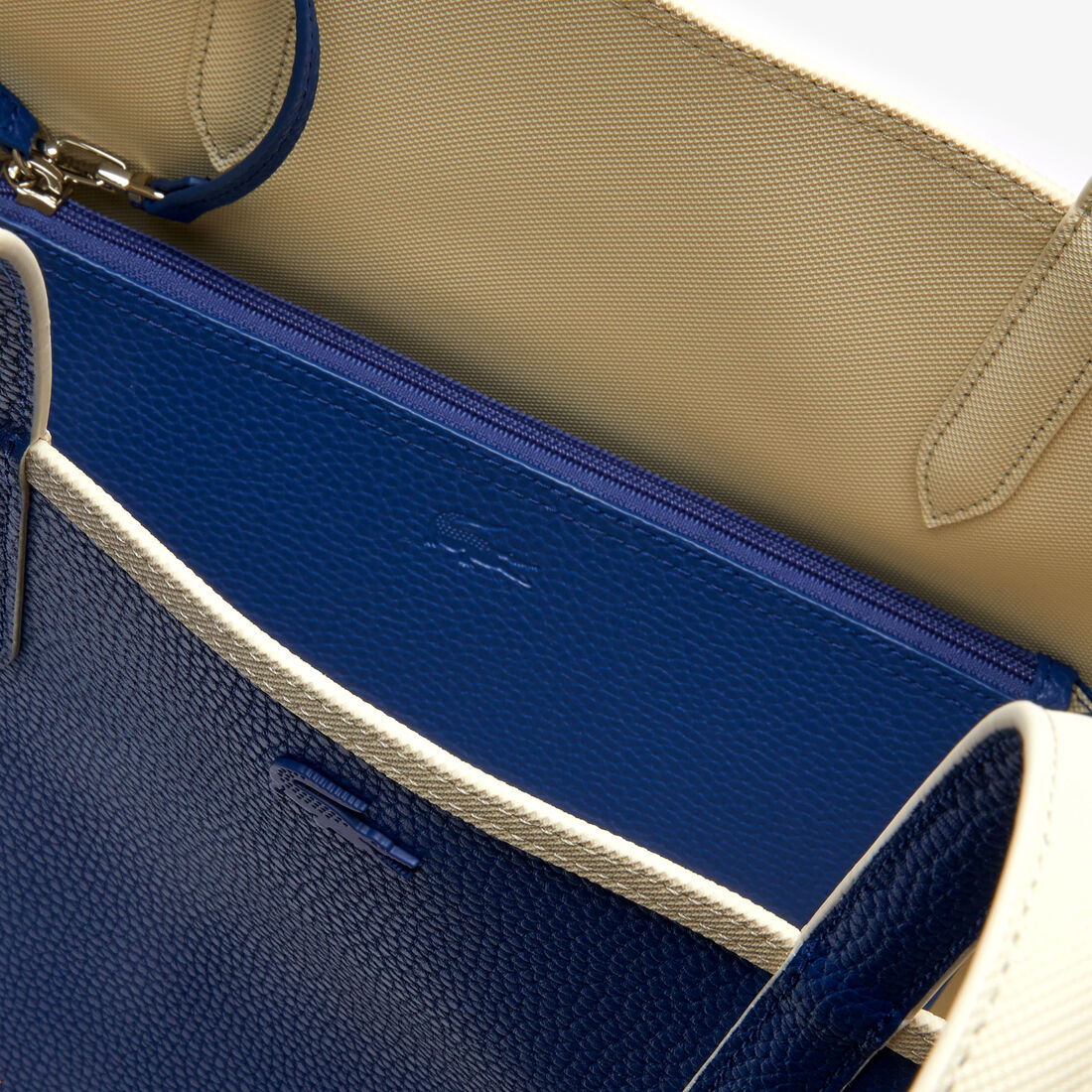 حقيبة آنا القابلة للعكس مع حقيبة صغيرة قابلة للفصل حقيبة آنا القابلة للعكس مع حقيبة صغيرة قابلة للفصل