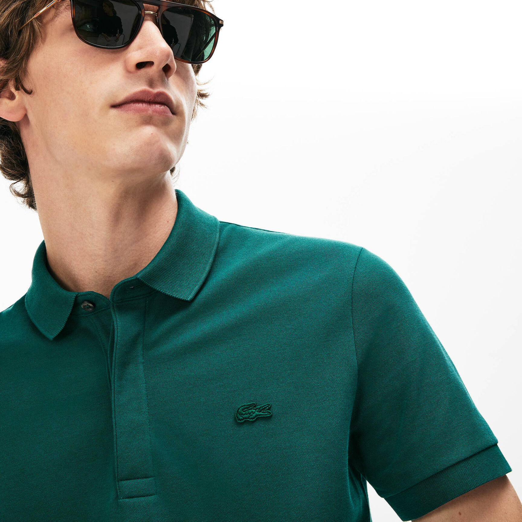 قميص بولو بيكيه باريسي بقصة عادية قميص بولو بيكيه باريسي بقصة عادية