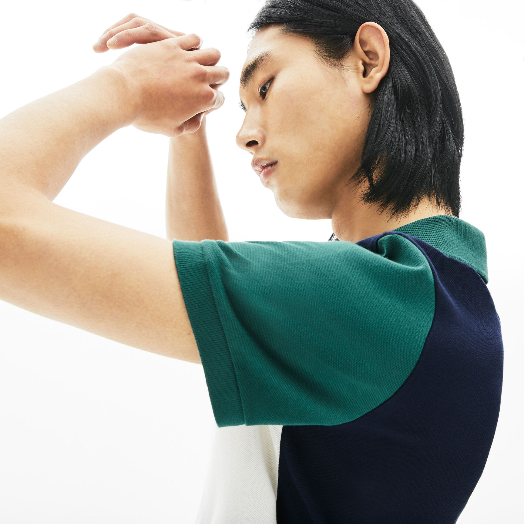 قميص بولو مطاطي بألوان متباينة من Lacoste للرجال قميص بولو مطاطي بألوان متباينة من Lacoste للرجال