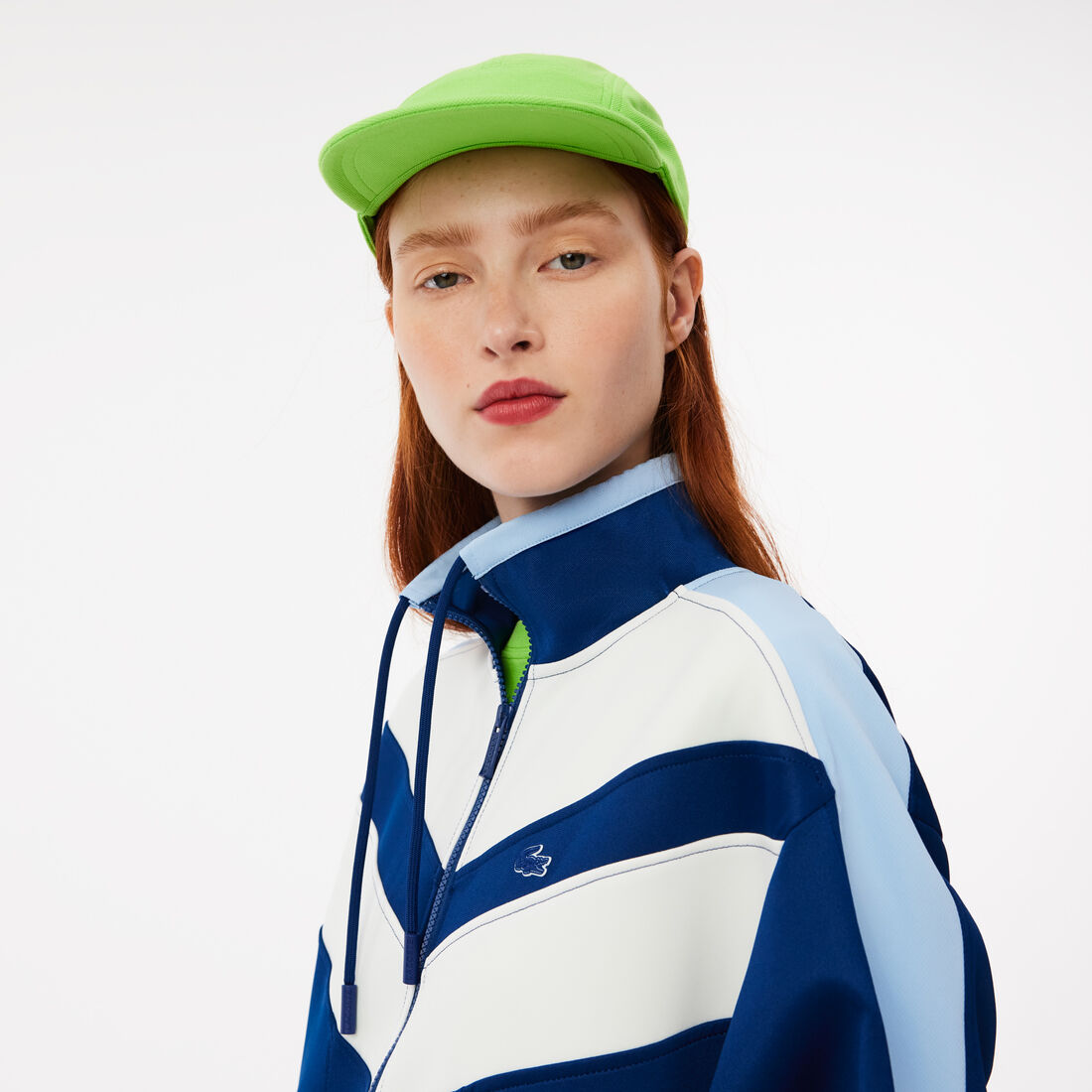 فستان من النوع الثقيل متشابك الألوان فستان من النوع الثقيل متشابك الألوان