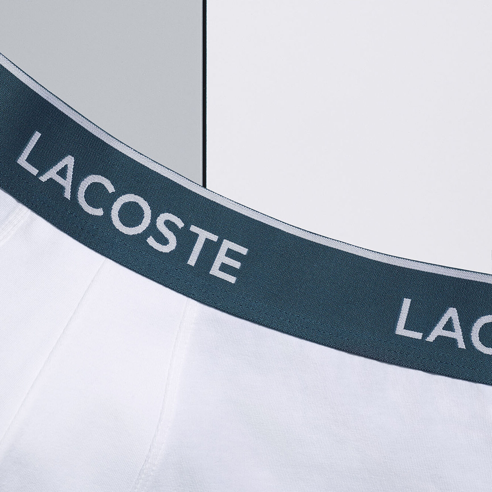 طقم بوكسر لاكوست بطبعة الشعار بألياف دقيقة للرجال، 3 قطع