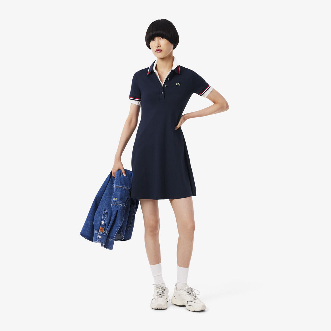 فستان سكيتر بياقة بولو مطاطية