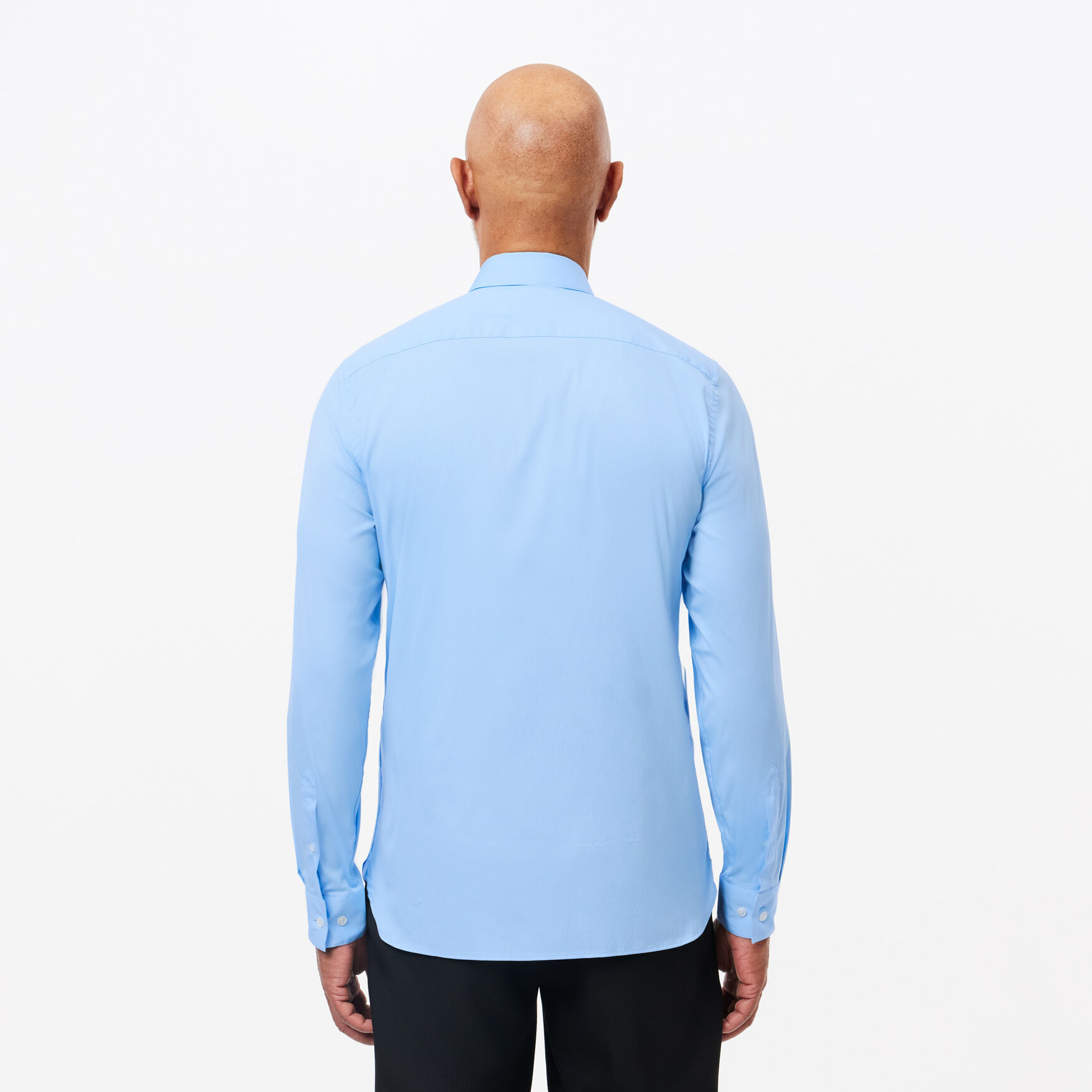 قميص بوبلين مطاطي بقصّة ضيقة