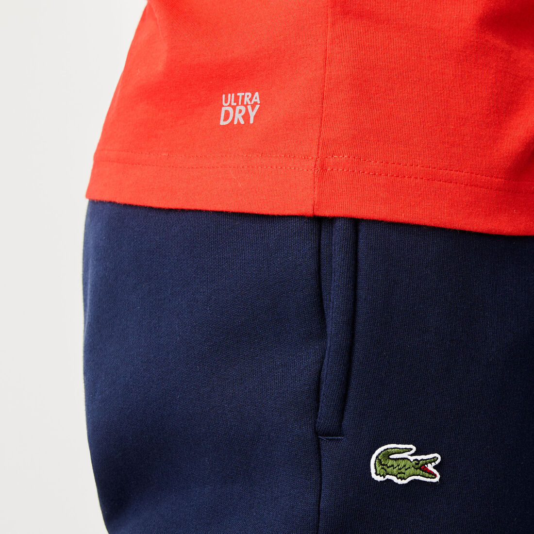 تي شيرت قطن مسامي من مجموعة Lacoste SPORT بالتعاون مع تصميم Youssef SY للرجال تي شيرت قطن مسامي من مجموعة Lacoste SPORT بالتعاون مع تصميم Youssef SY للرجال