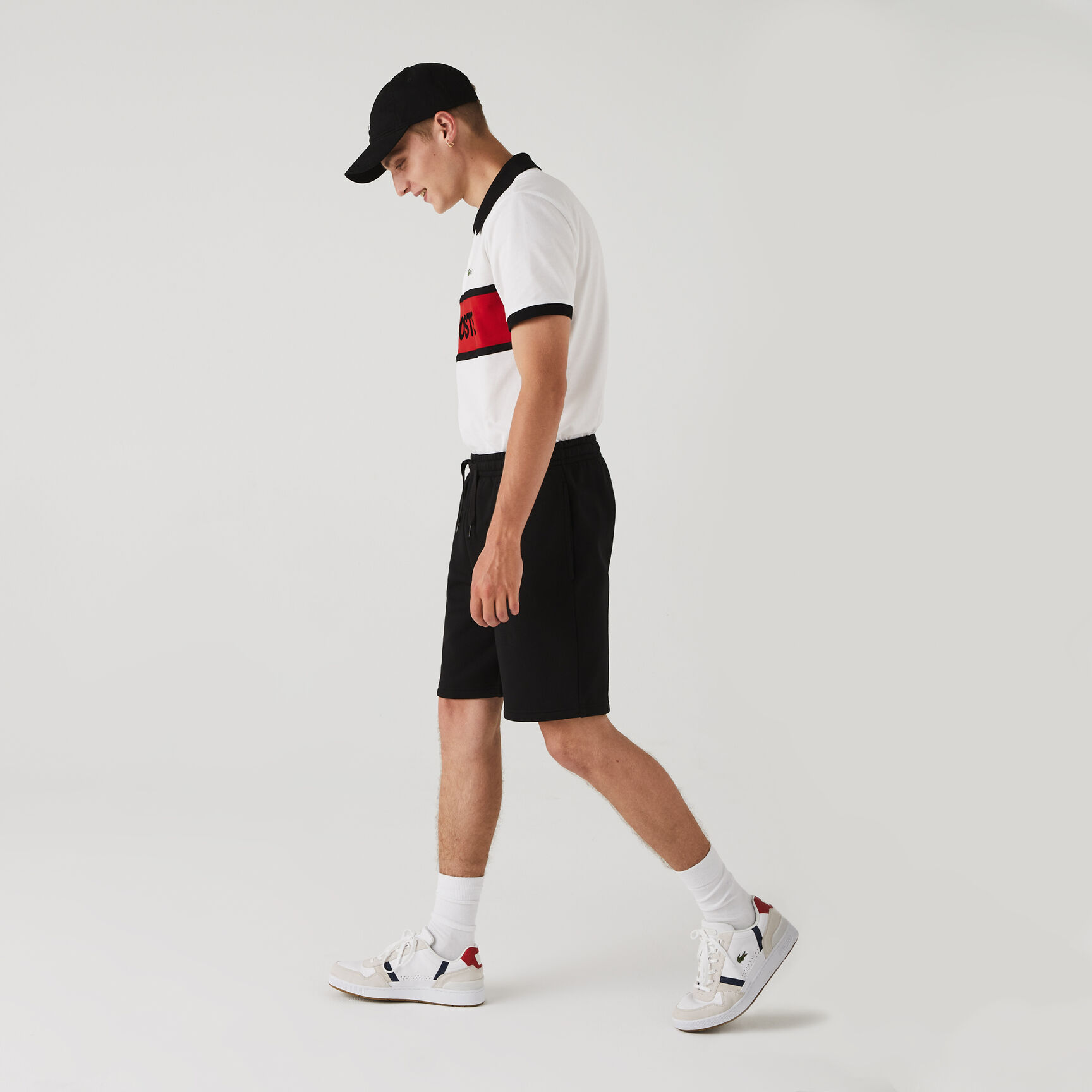 شورت من الصوف لرياضة التنس للرجال من مجموعة Lacoste SPORT شورت من الصوف لرياضة التنس للرجال من مجموعة Lacoste SPORT